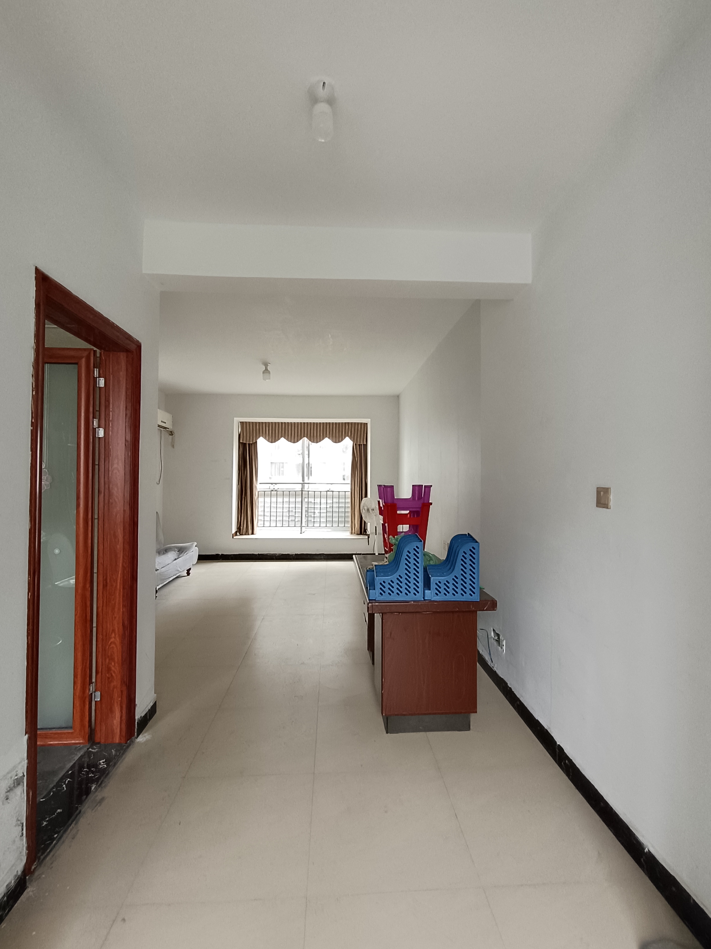 山城上品 5室2厅2卫 2000.0元/月 山城上品 5室2厅2卫 2000.0元/月室内图