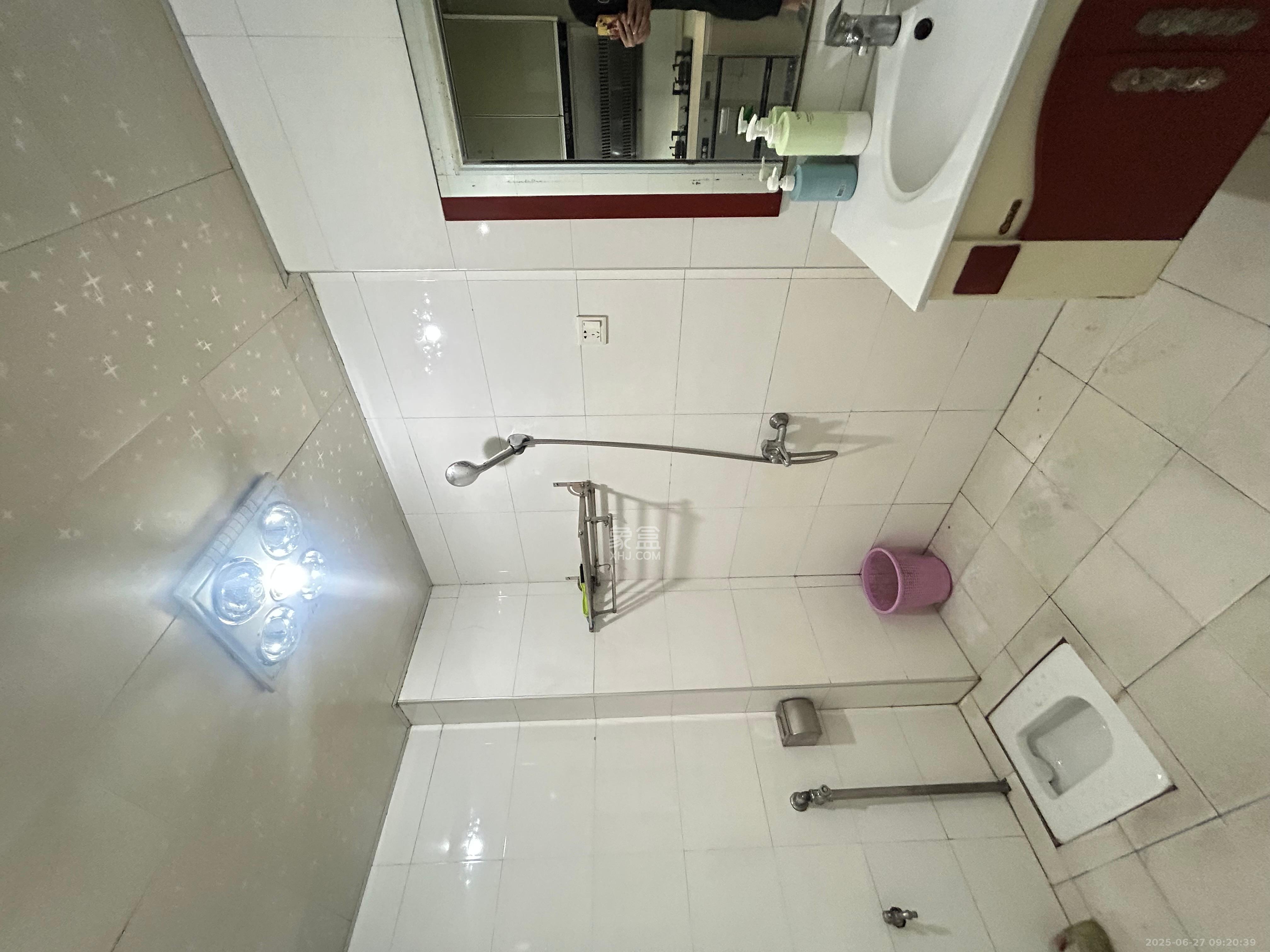 红星国际星城 1室1厅1卫 2200.0元/月 红星国际星城 1室1厅1卫 2200.0元/月室内图