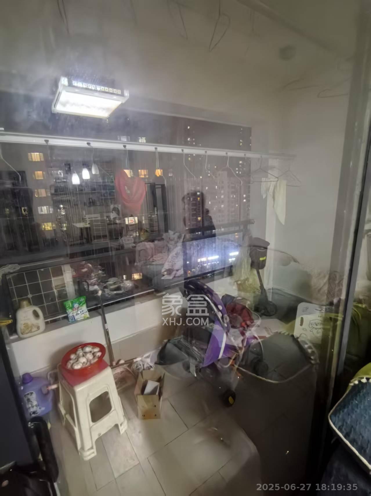 好莱城（弘德西街）  2室2厅1卫    2100.0元/月室内图