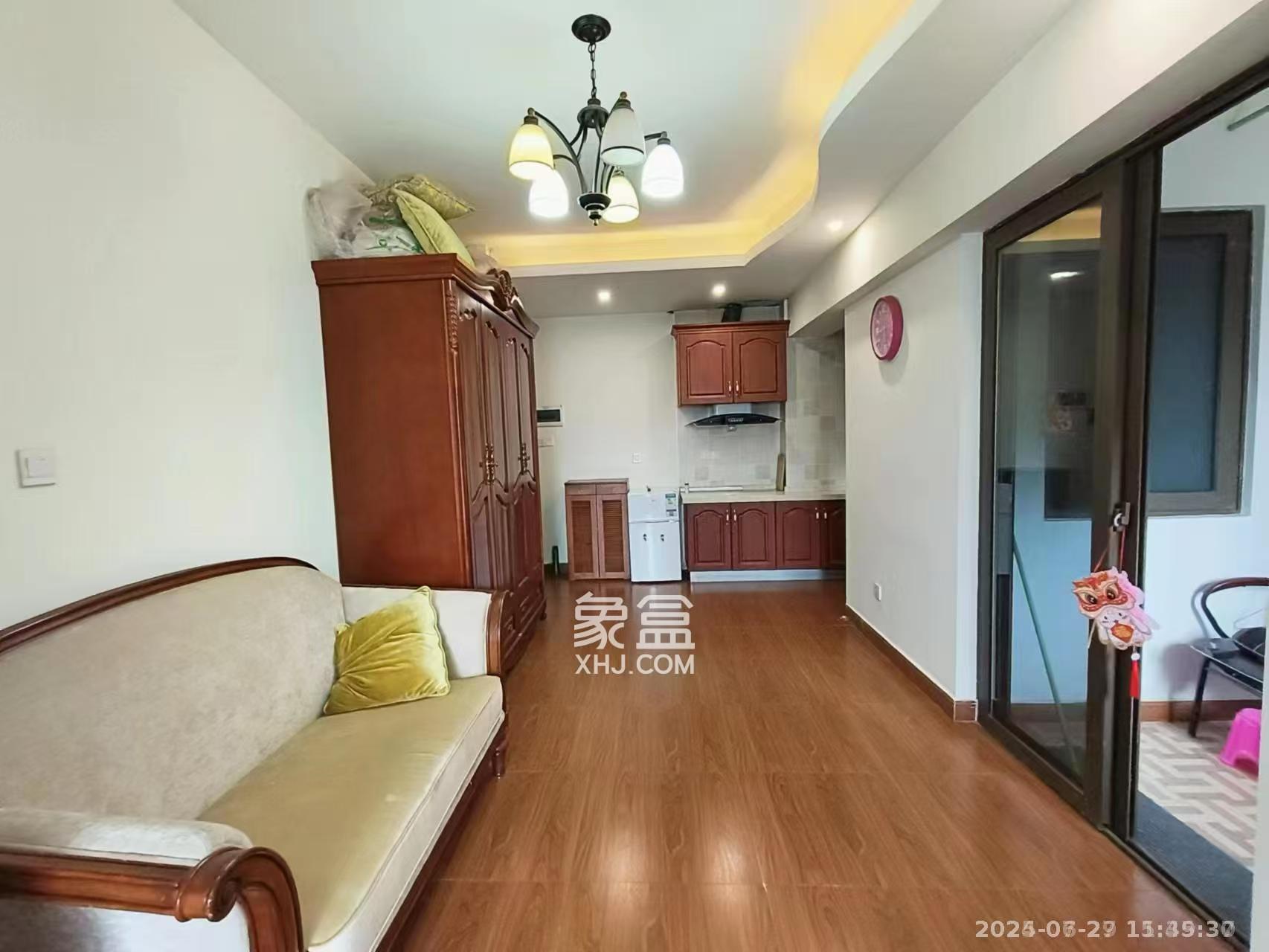 绿地公馆(绿地名邸) 1室1厅1卫 1500.0元/月 绿地公馆(绿地名邸) 1室1厅1卫 1500.0元/月室内图