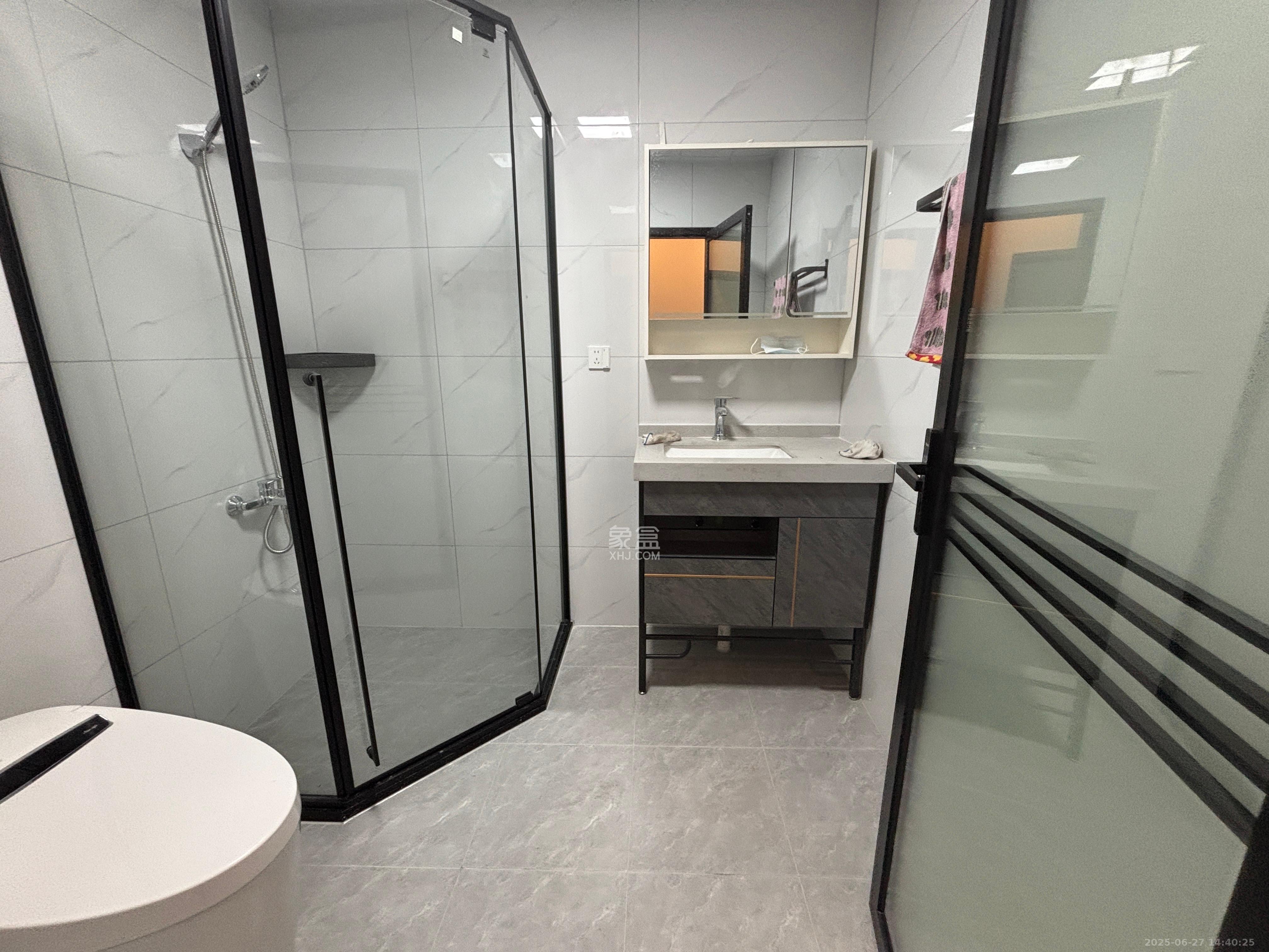 湖南省总工会 3室2厅2卫 3500.0元/月 湖南省总工会 3室2厅2卫 3500.0元/月室内图