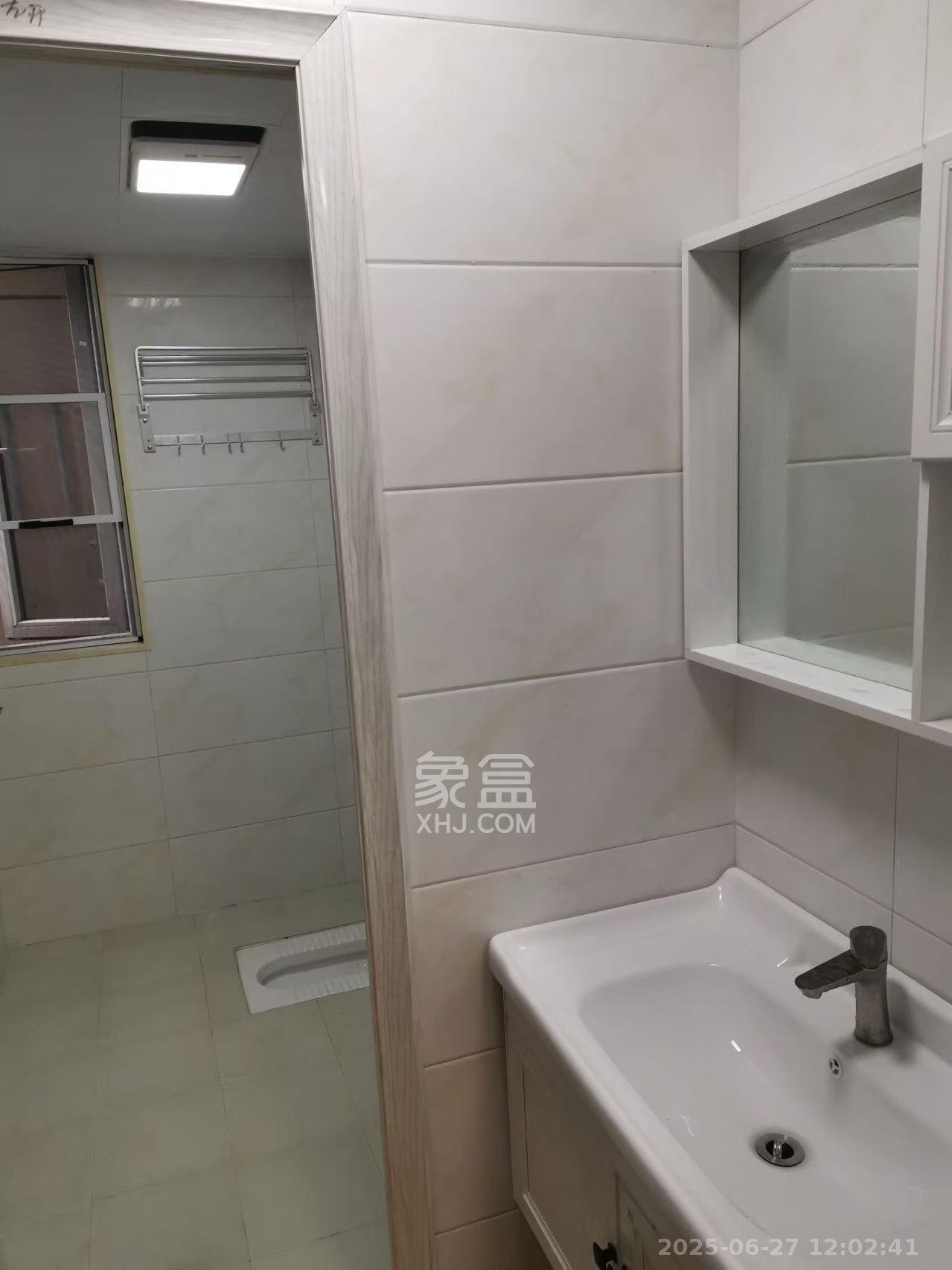 朝正美苑  3室2厅1卫   2200.00元/月室内图