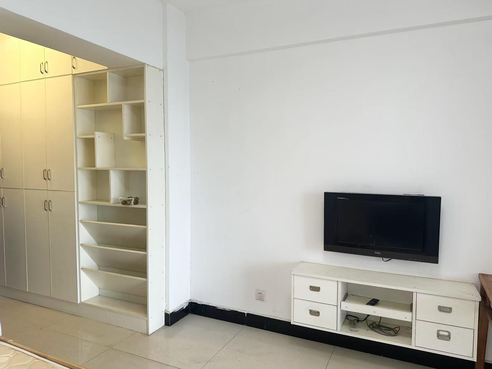 龙腾国际 1室1厅1卫 19.8万 龙腾国际 1室1厅1卫 19.8万室内图