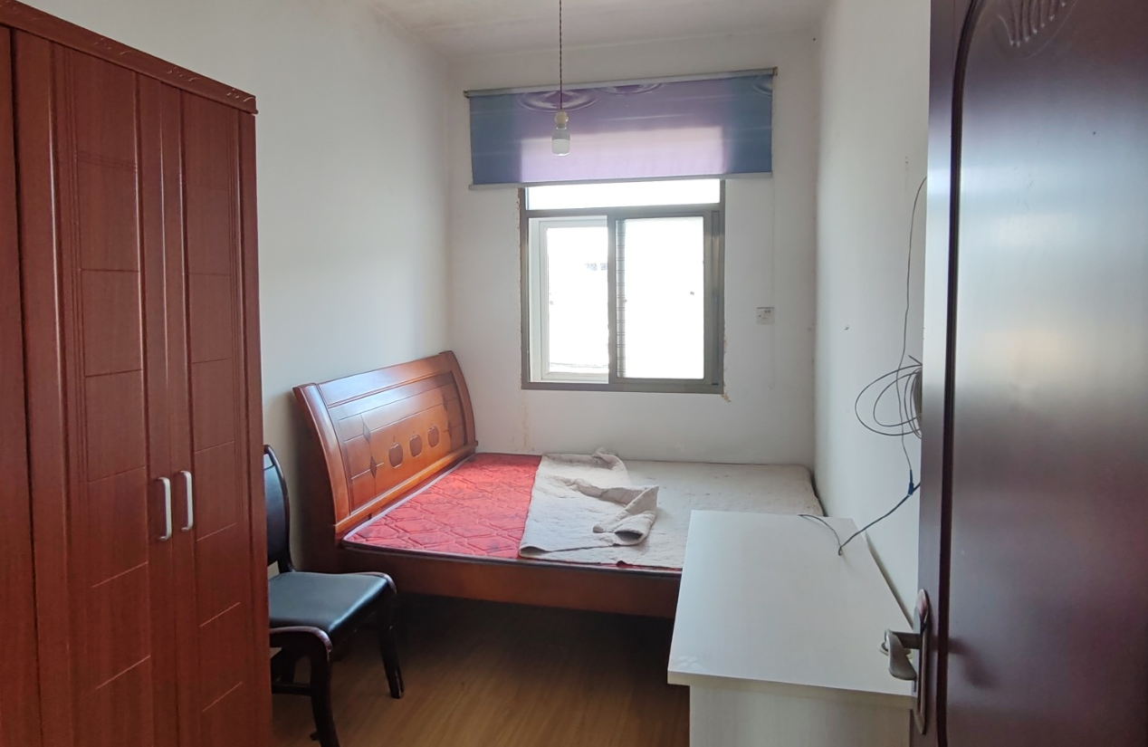 株冶二区 2室1厅1卫 16.0万 株冶二区 2室1厅1卫 16.0万室内图