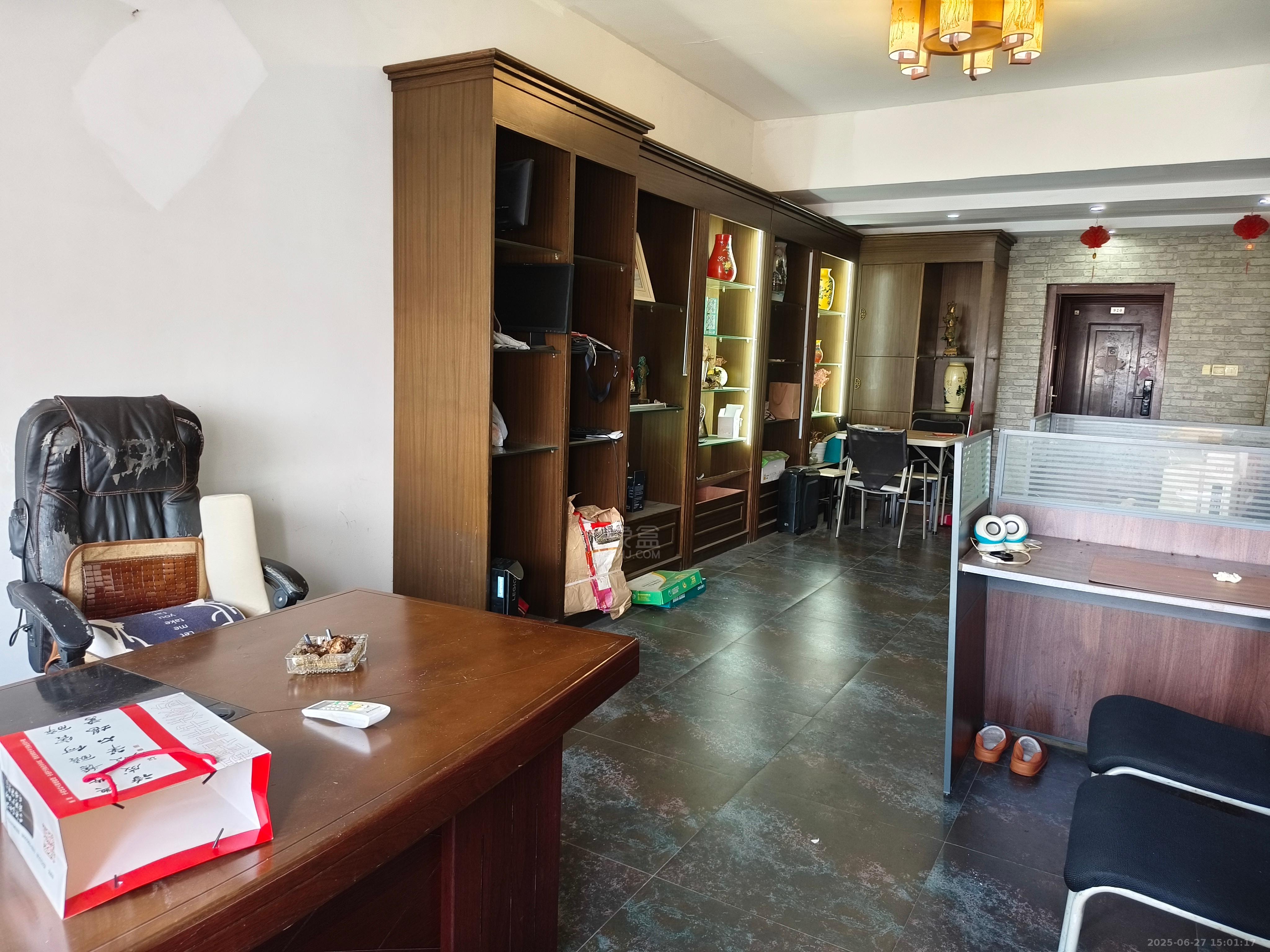 庐山春天大厦(和一宾馆) 1室1厅1卫 1000.0元/月 庐山春天大厦(和一宾馆) 1室1厅1卫 1000.0元/月室内图