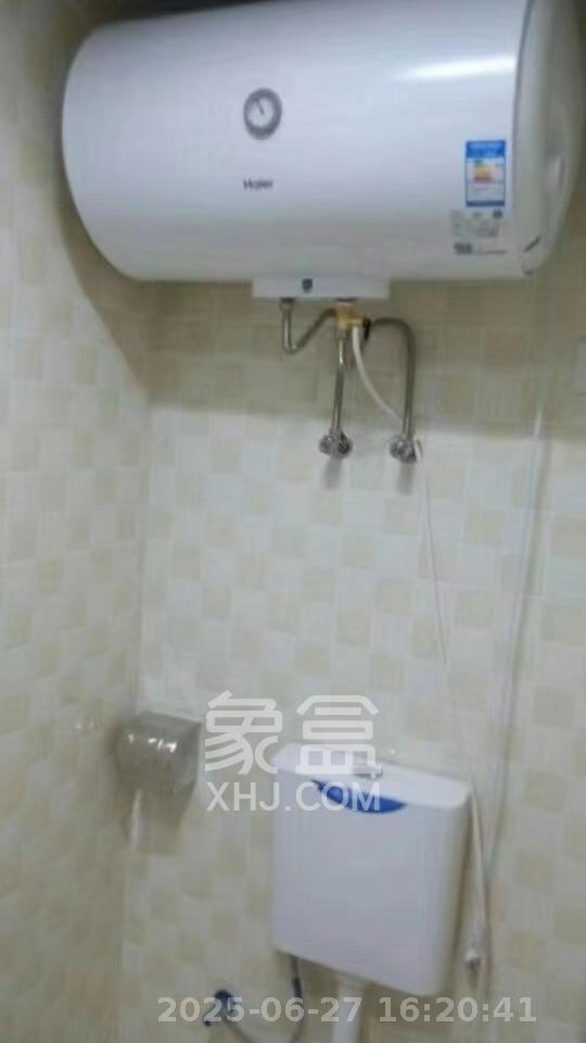 达美D6区  1室1厅1卫   1550.00元/月室内图