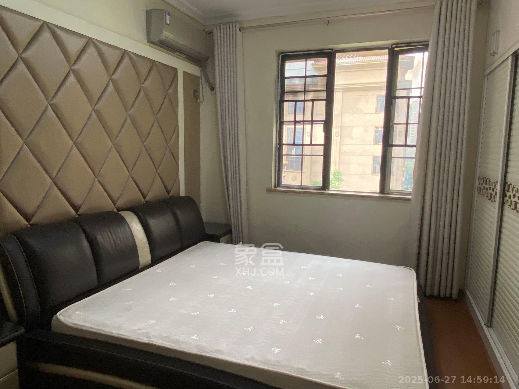 宏聚地中海  3室2厅2卫    2400.0元/月 宏聚地中海  3室2厅2卫    2400.0元/月室内图