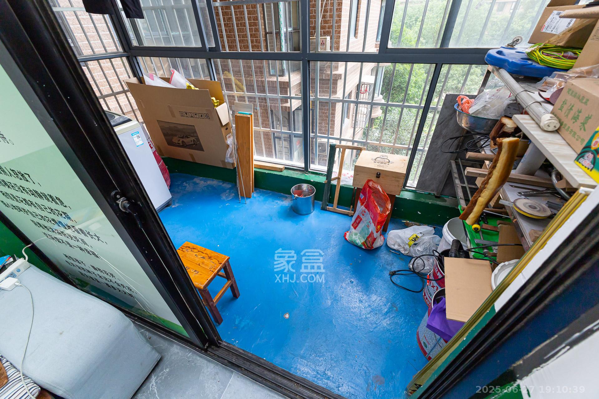 润和之悦(金泽园) 4室2厅2卫 71.0万 润和之悦(金泽园) 4室2厅2卫 71.0万阳台