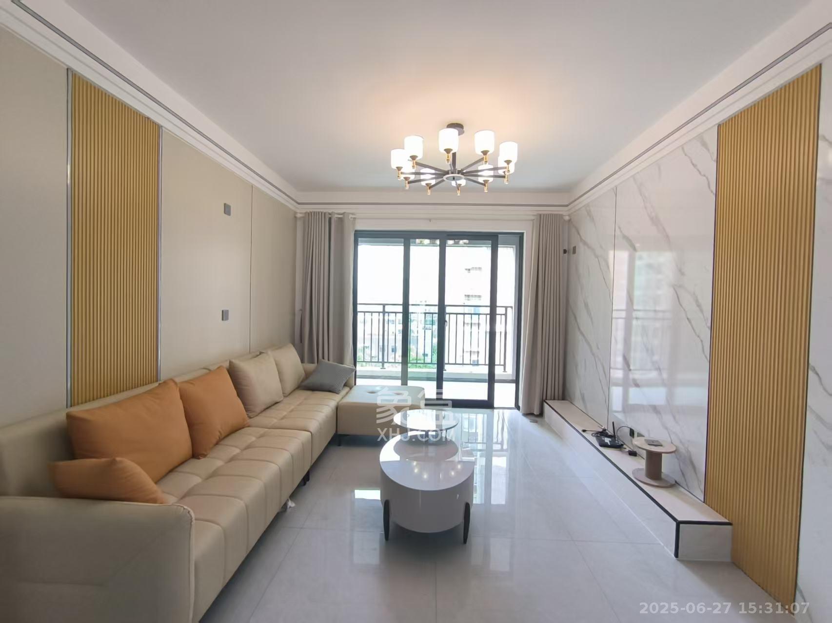 周南学府 3室2厅2卫 2800.0元/月 周南学府 3室2厅2卫 2800.0元/月室内图