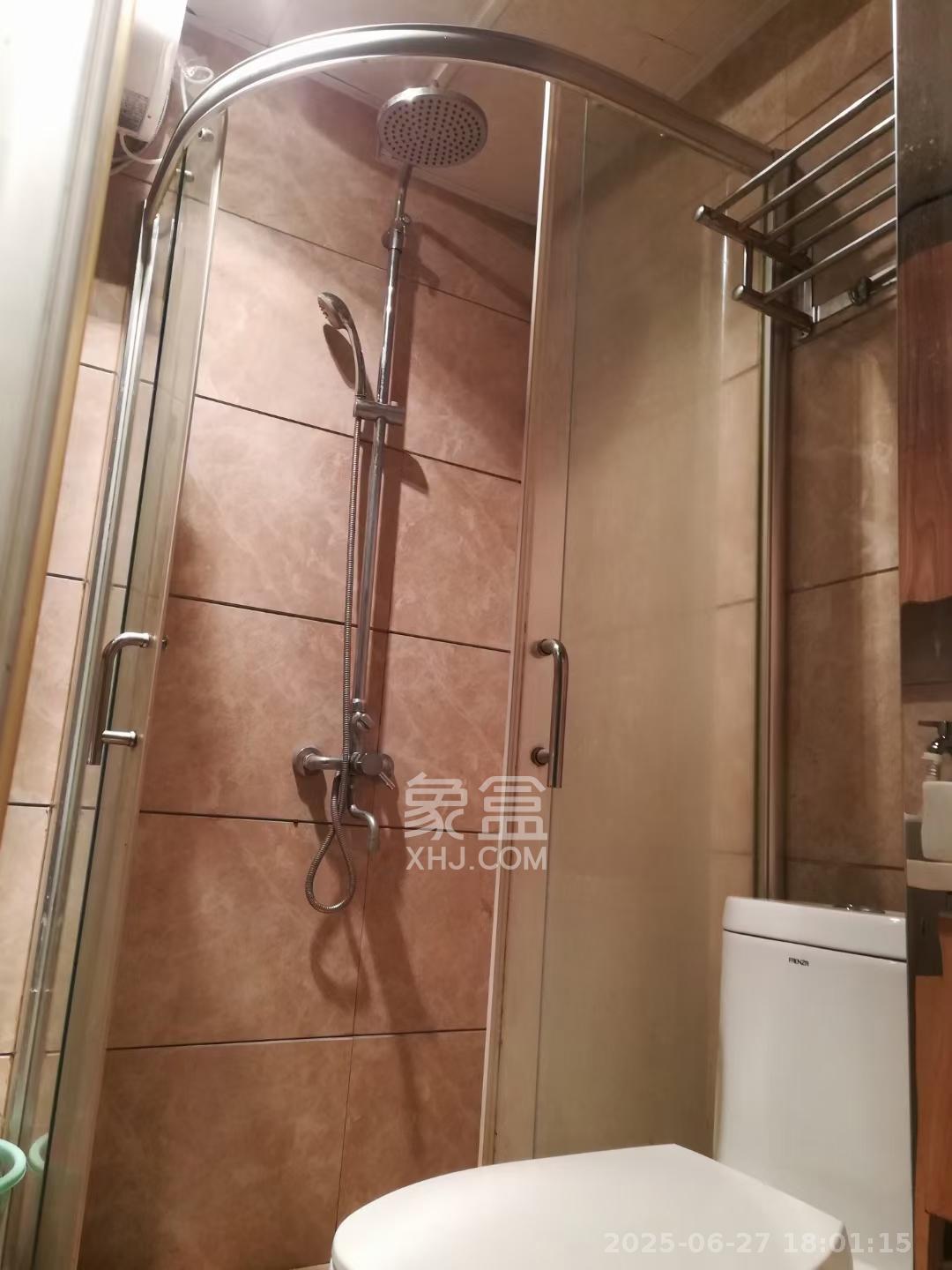 佐佑大厦  1室1厅1卫   950.00元/月室内图1