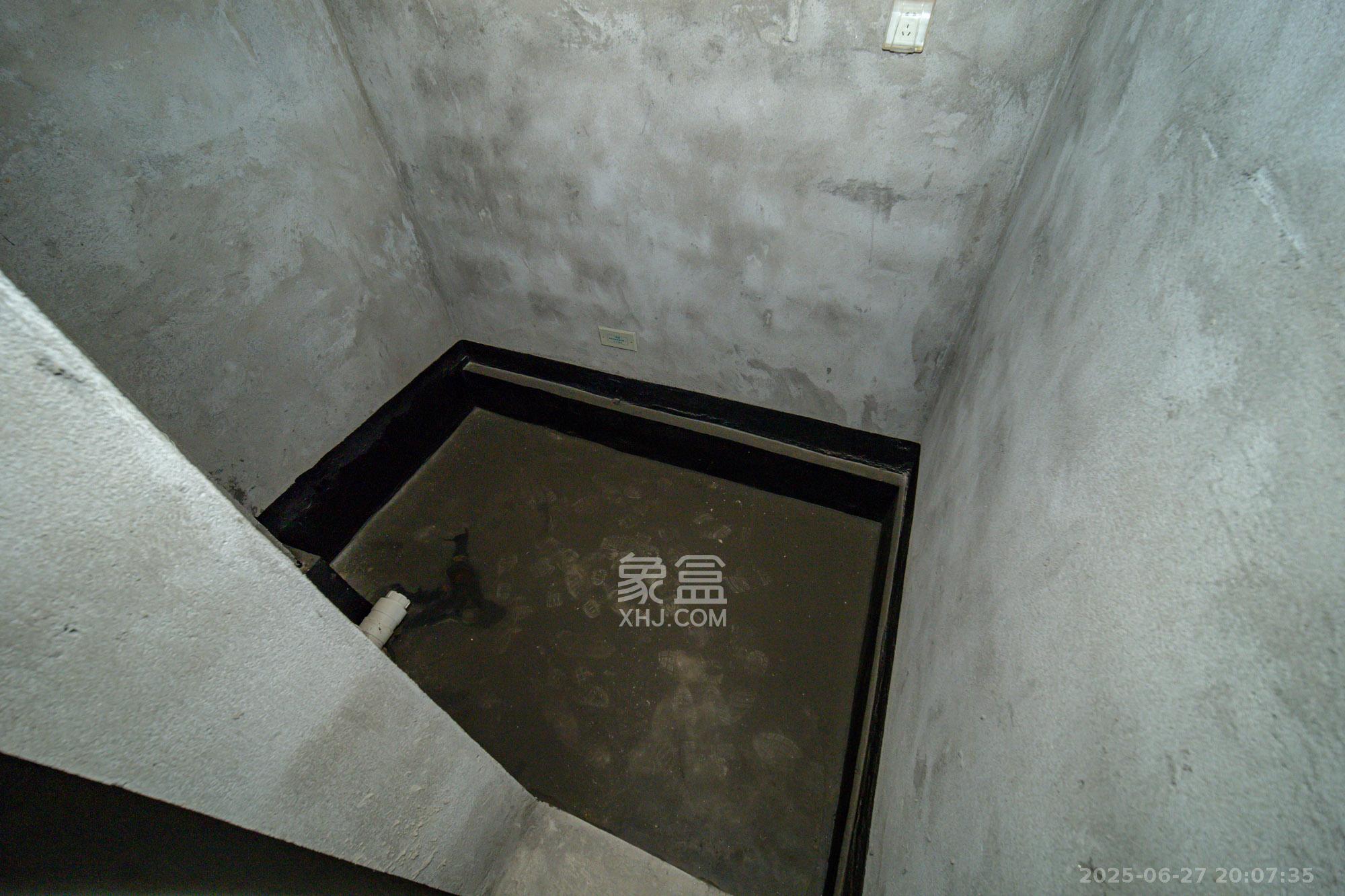 楚天世纪城东苑 4室2厅2卫 72.0万 楚天世纪城东苑 4室2厅2卫 72.0万卫生间