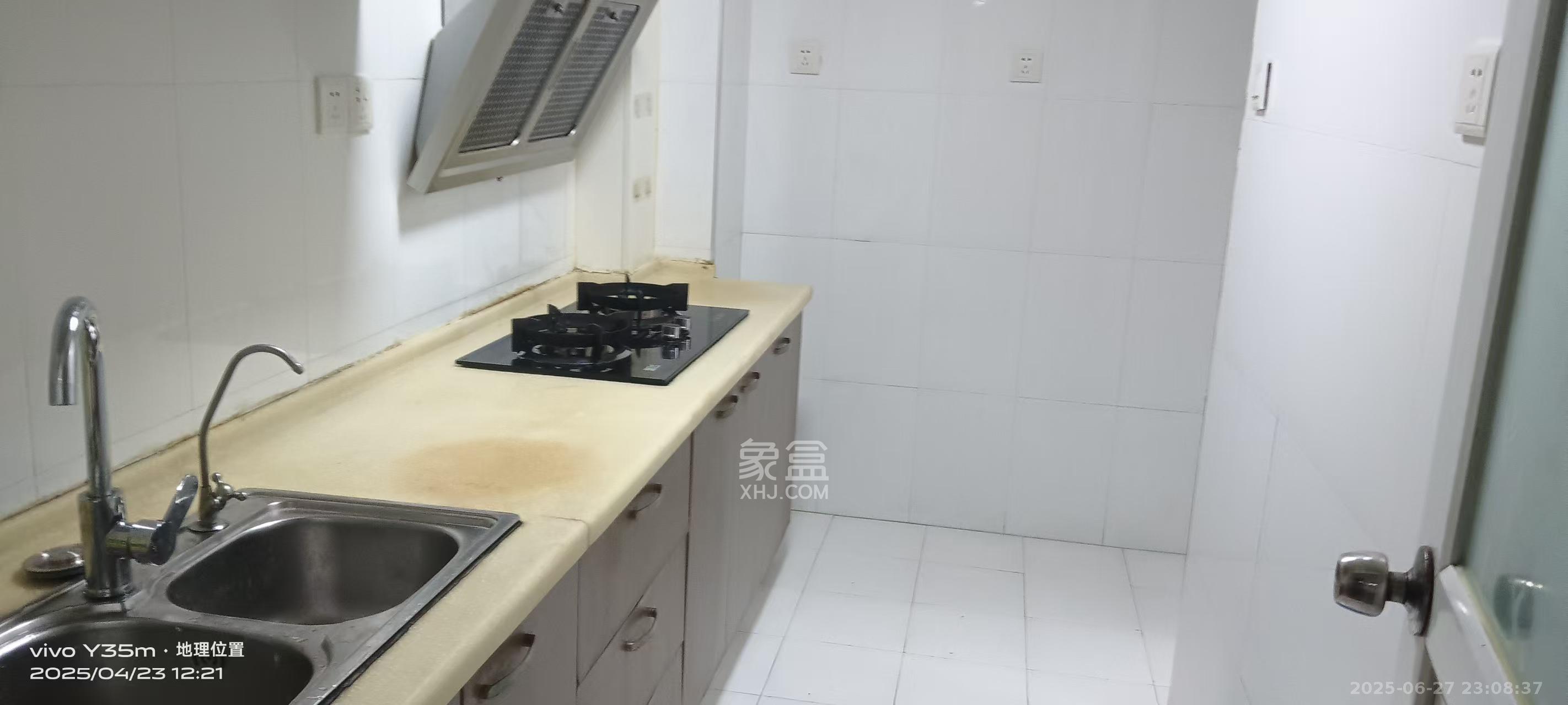 龙王港社区  2室2厅1卫   2200.00元/月室内图