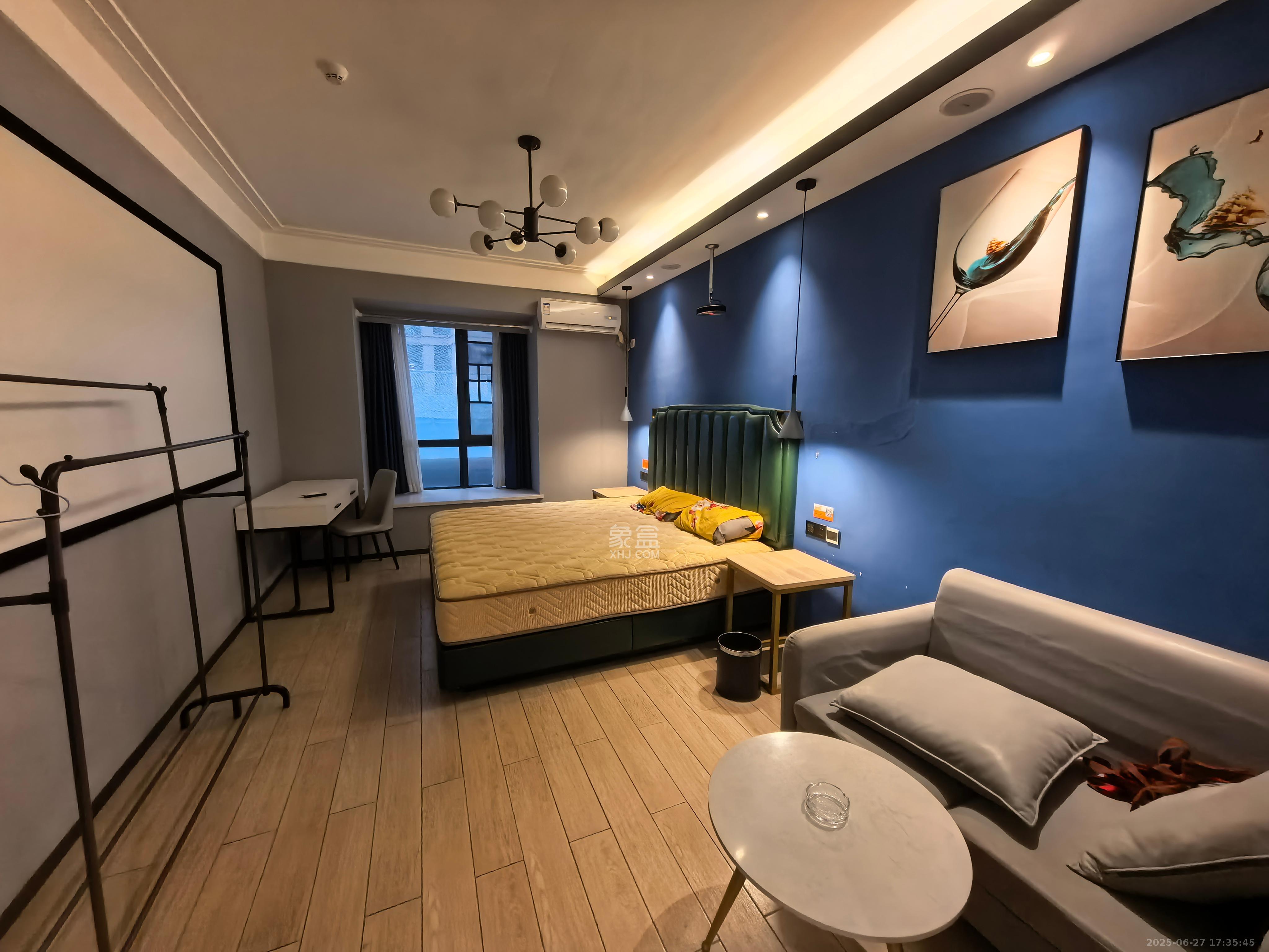 中海国际二期 1室1厅1卫 1200.0元/月 中海国际二期 1室1厅1卫 1200.0元/月室内图