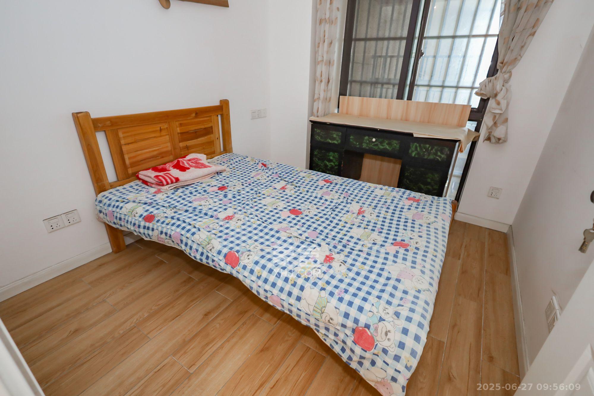 金科世界城 3室2厅1卫 1800.0元/月 金科世界城 3室2厅1卫 1800.0元/月室内图