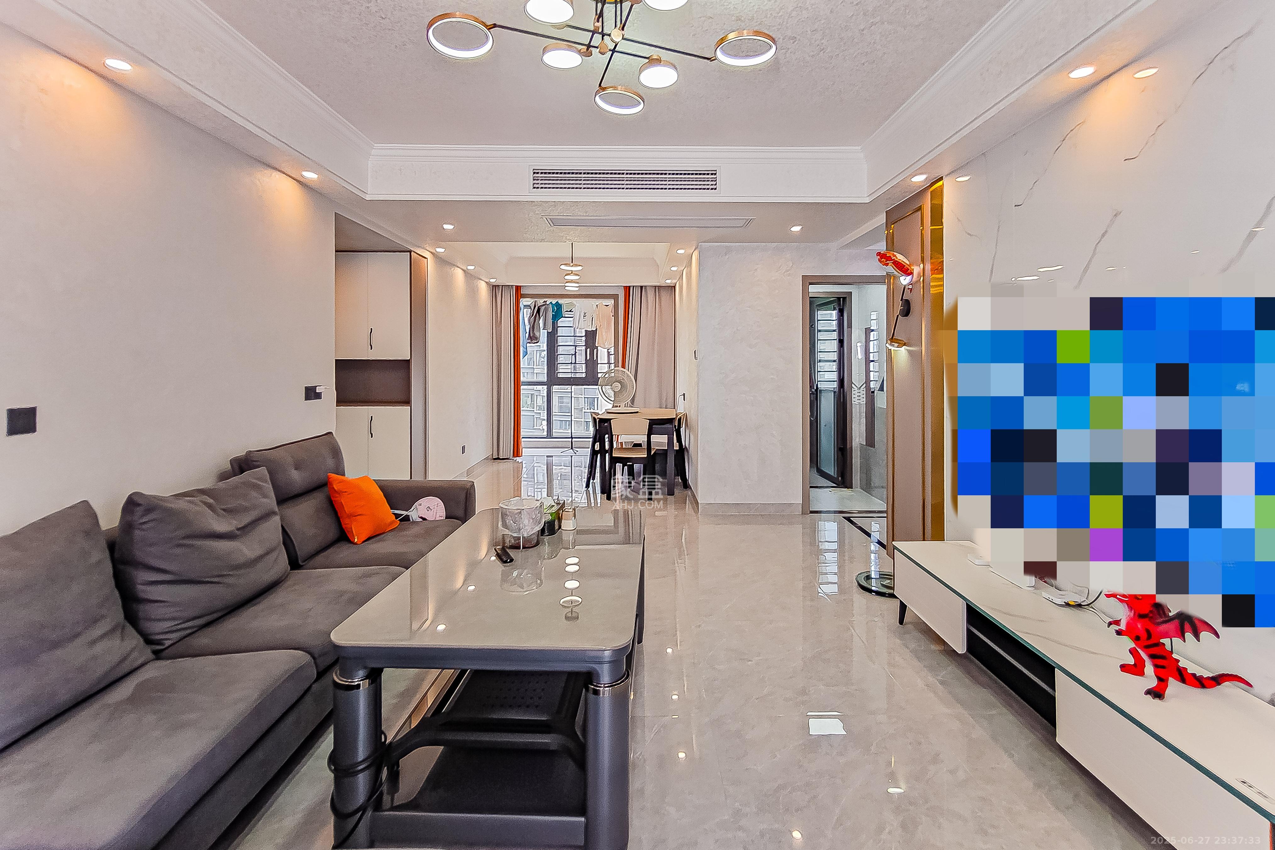 中建悦和城  3室2厅2卫    119.8万 中建悦和城  3室2厅2卫    119.8万客厅