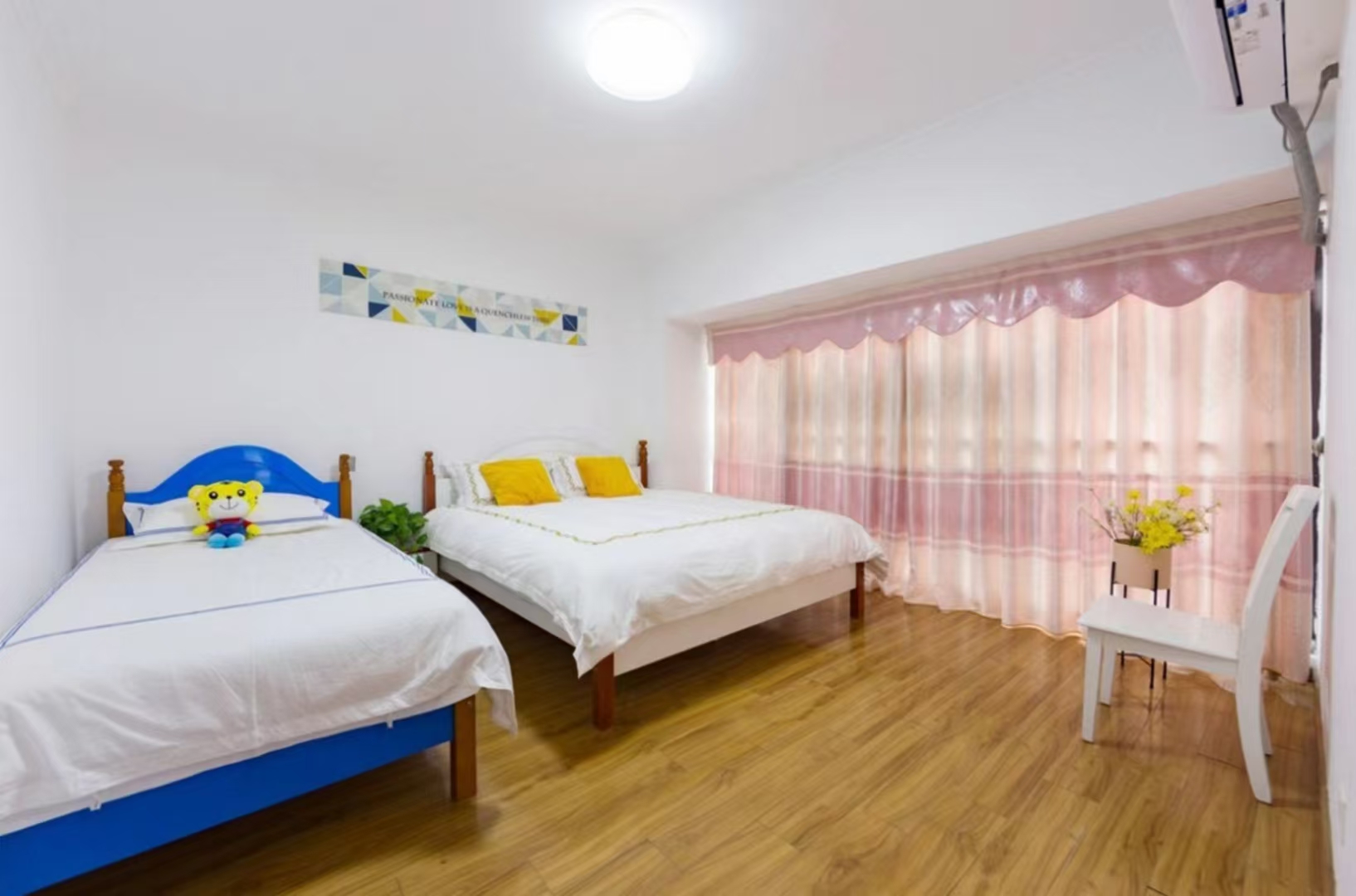 华天城小区 2室2厅1卫 1500.0元/月 华天城小区 2室2厅1卫 1500.0元/月室内图