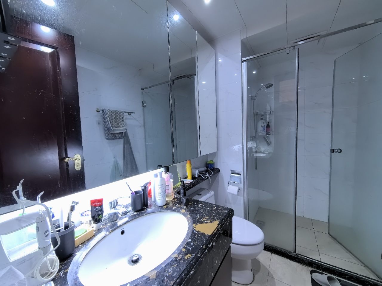 恒大绿洲 1室1厅1卫 1300.0元/月 恒大绿洲 1室1厅1卫 1300.0元/月室内图