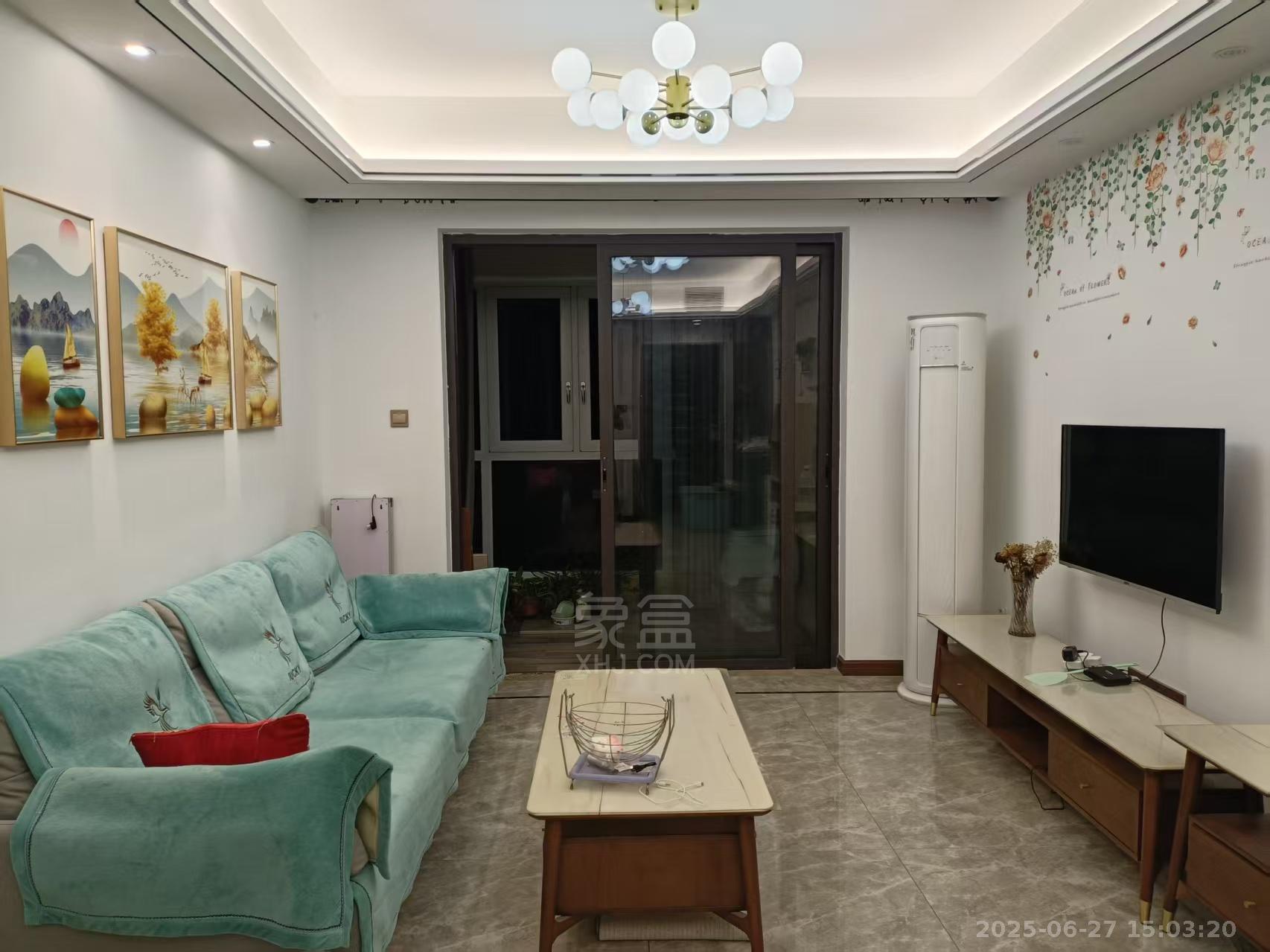 城际空间站 3室2厅2卫 1800.0元/月 城际空间站 3室2厅2卫 1800.0元/月室内图