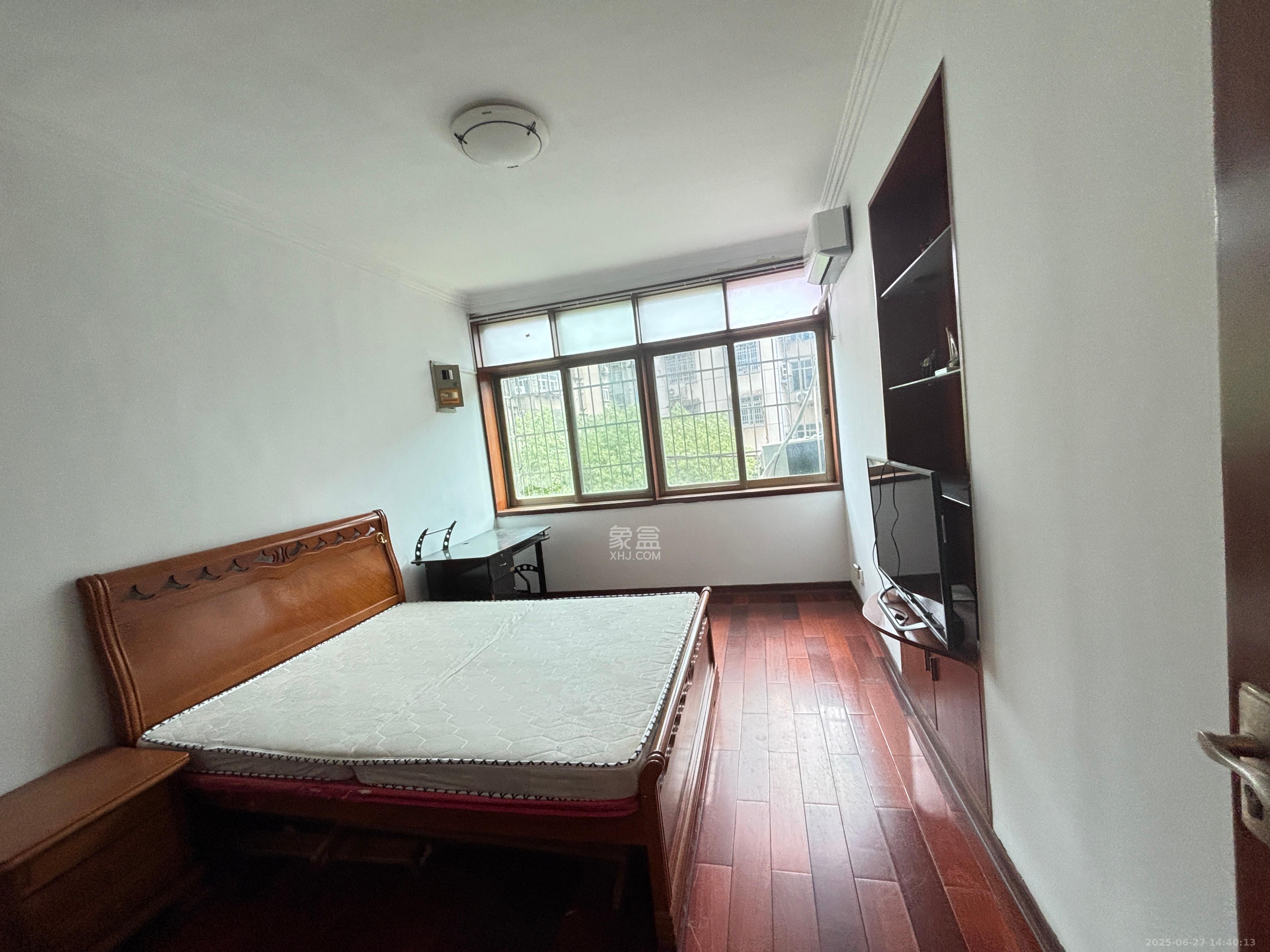 湖南省总工会 3室2厅2卫 3500.0元/月 湖南省总工会 3室2厅2卫 3500.0元/月室内图