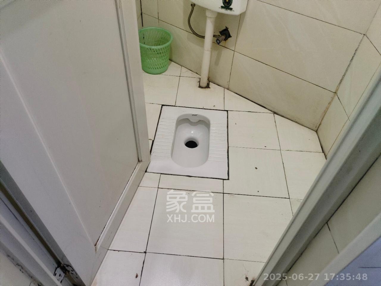 桂花二村  2室1厅1卫   1800.00元/月室内图