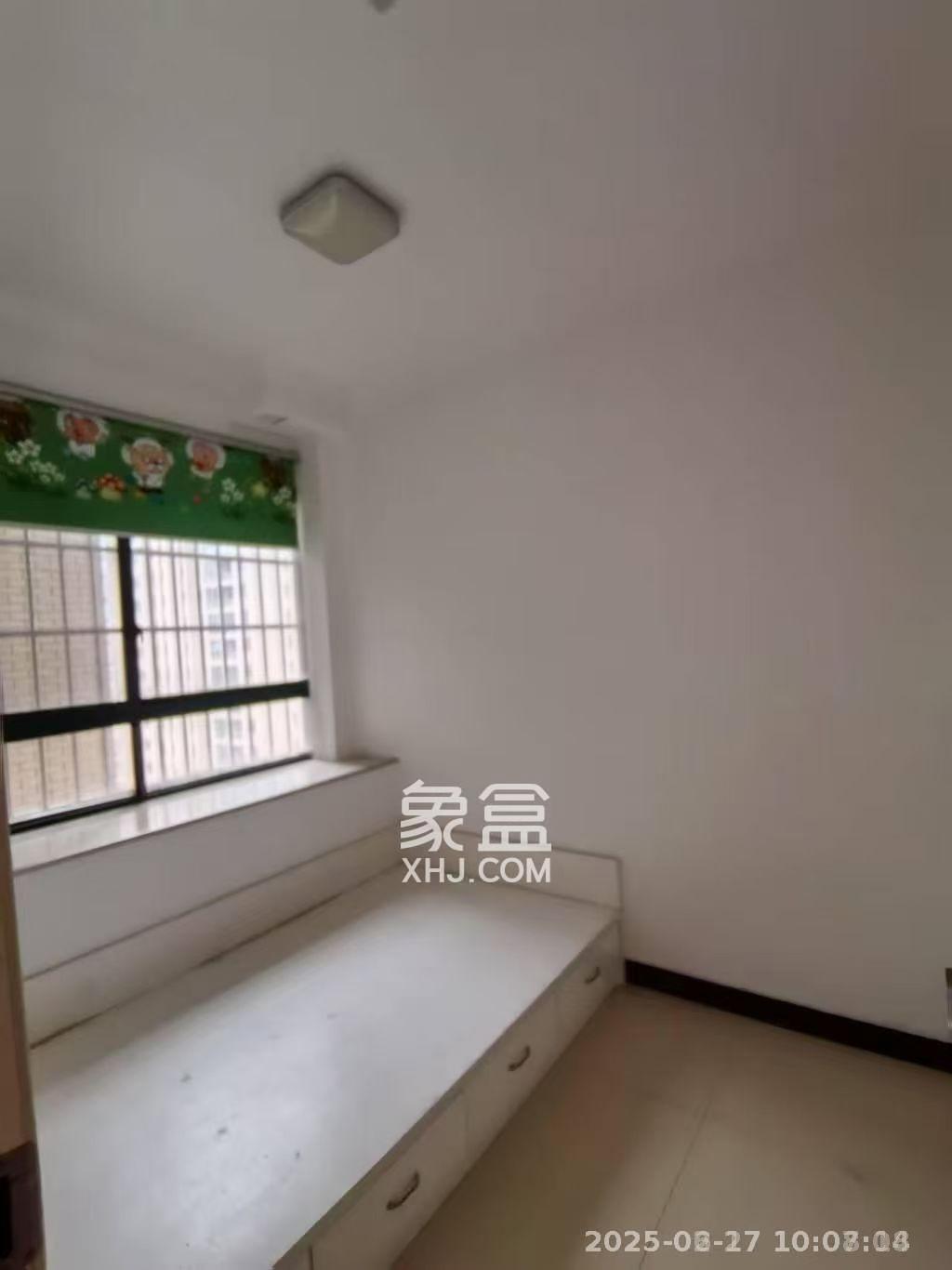 洋湖时代  2室1厅1卫    1800.0元/月室内图