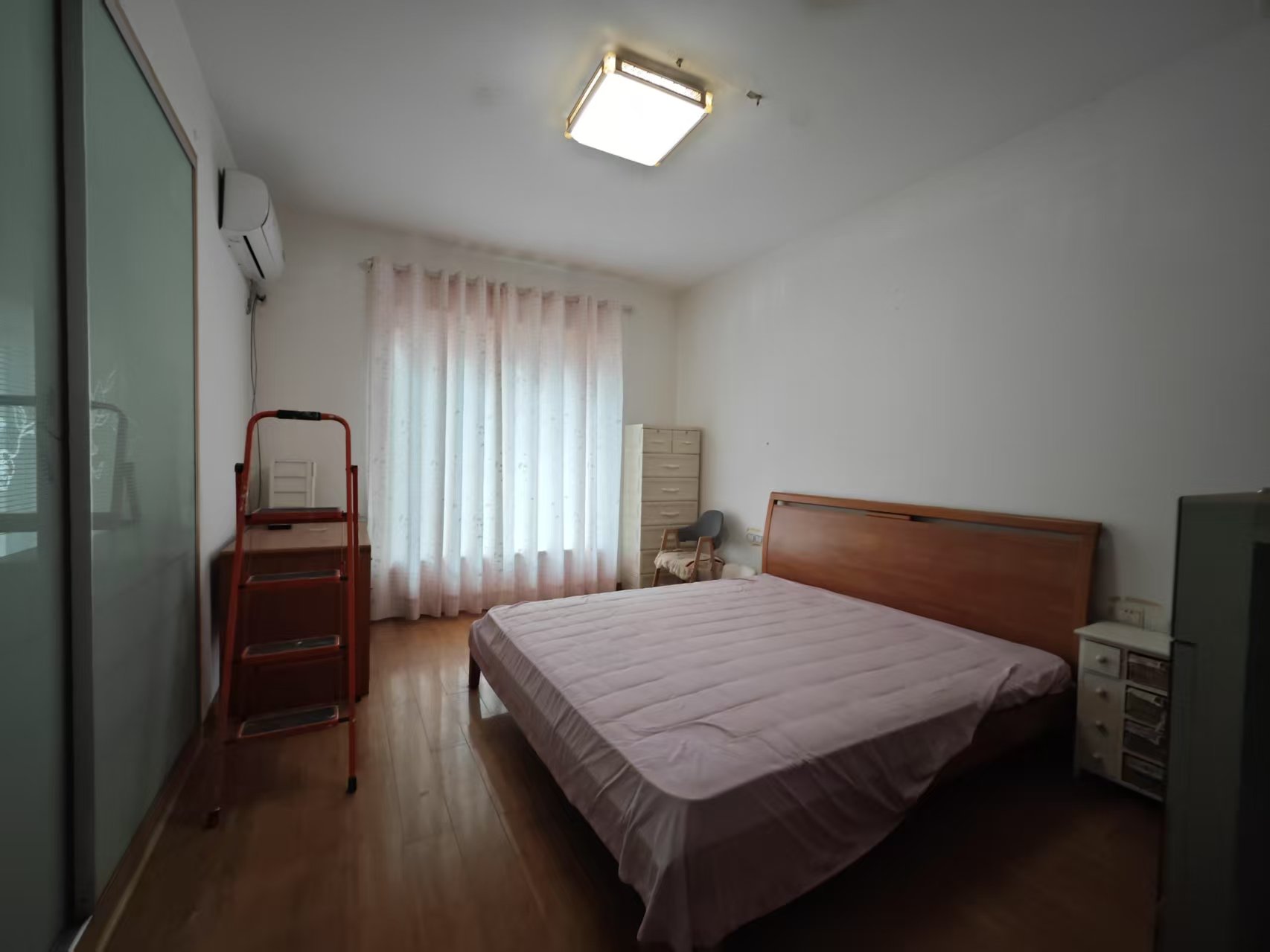 顺枫苑  3室2厅2卫    1300.0元/月室内图