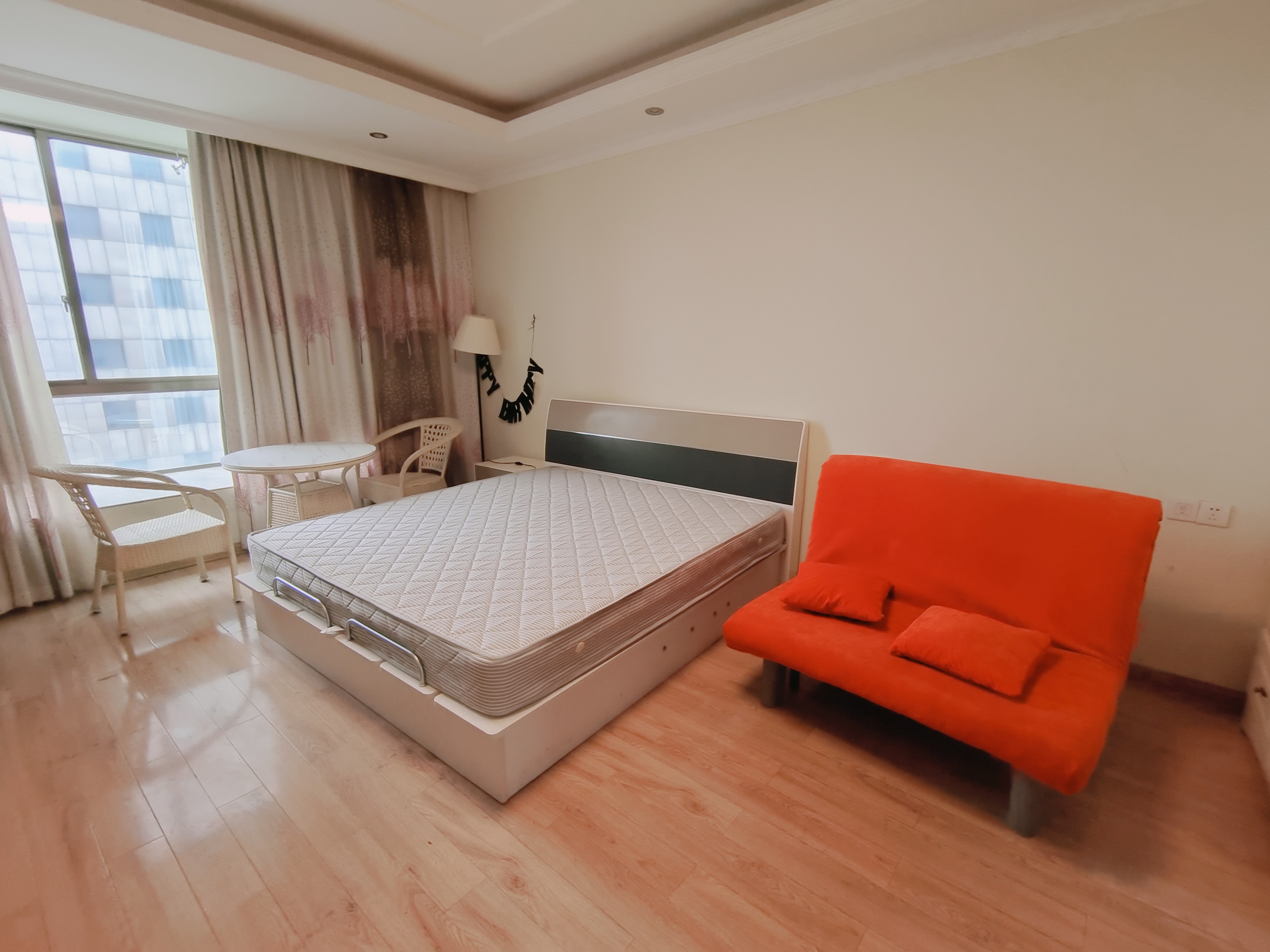 世纪阳光大厦公寓楼 1室1厅1卫 800.0元/月 世纪阳光大厦公寓楼 1室1厅1卫 800.0元/月室内图