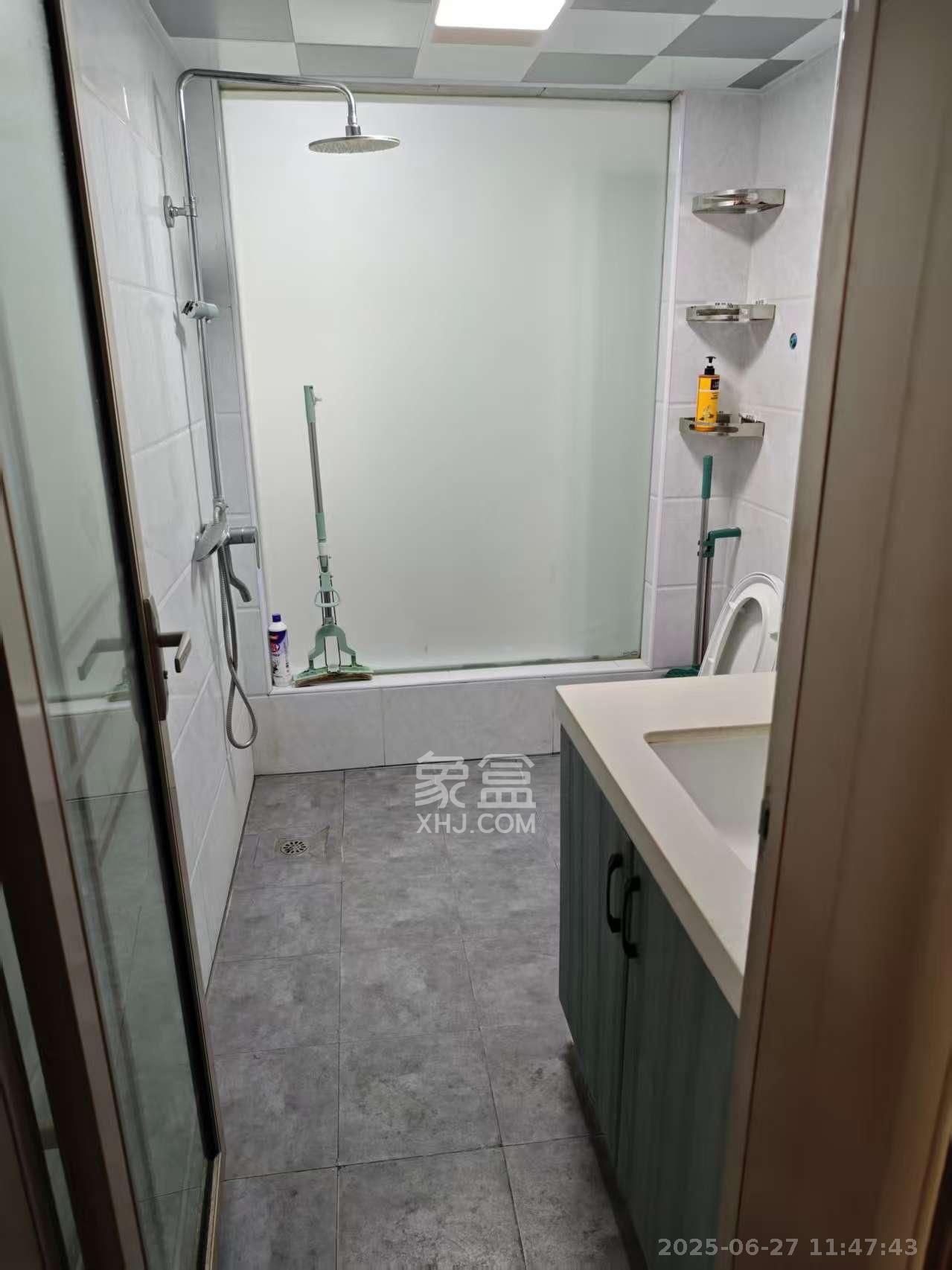 美林美寓  2室2厅1卫    2200.0元/月 美林美寓  2室2厅1卫    2200.0元/月室内图