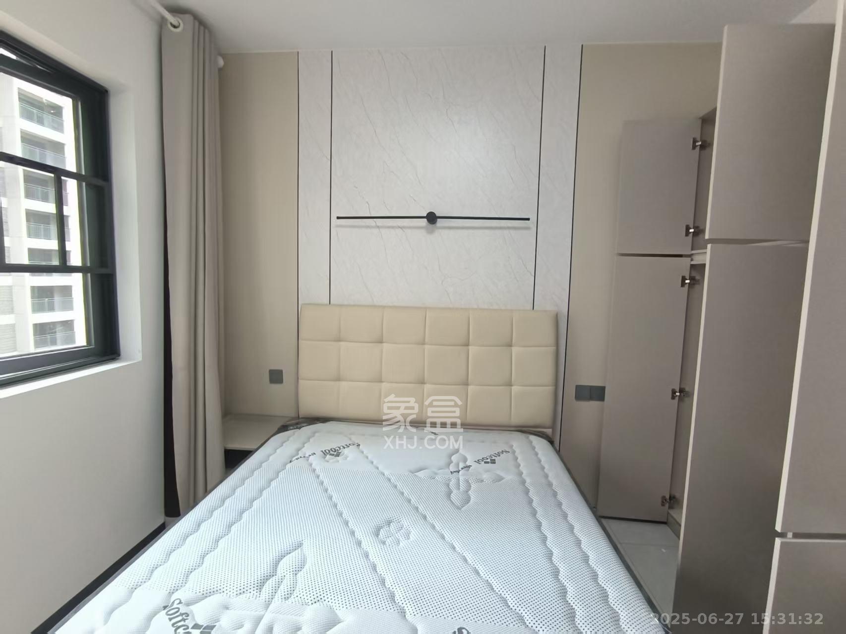 周南学府 3室2厅2卫 2800.0元/月 周南学府 3室2厅2卫 2800.0元/月室内图