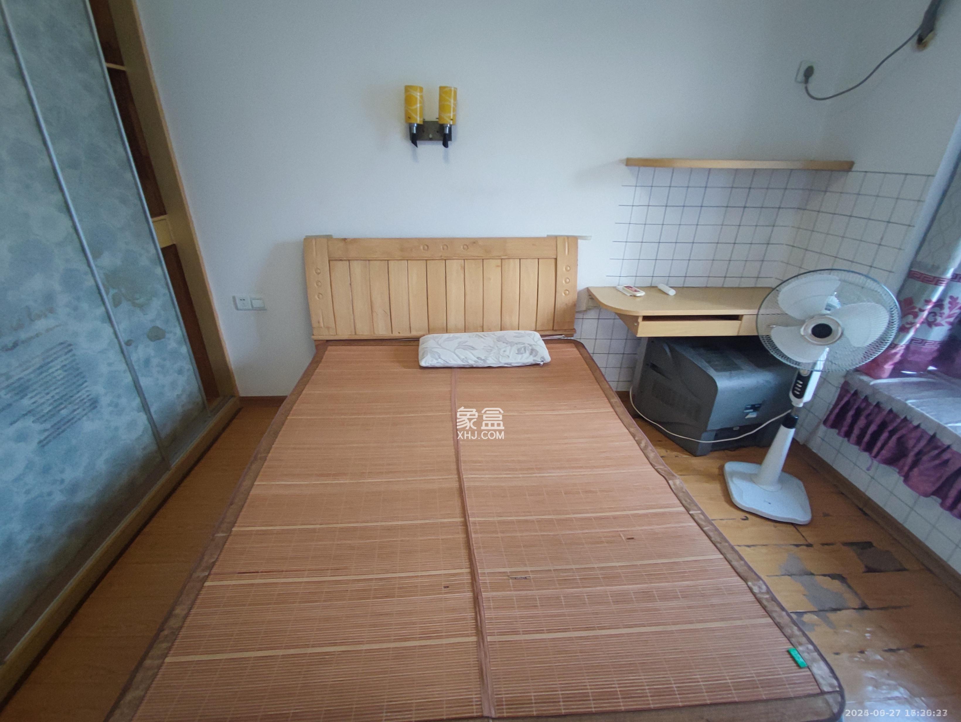 山水新城  2室1厅1卫   1700.00元/月室内图