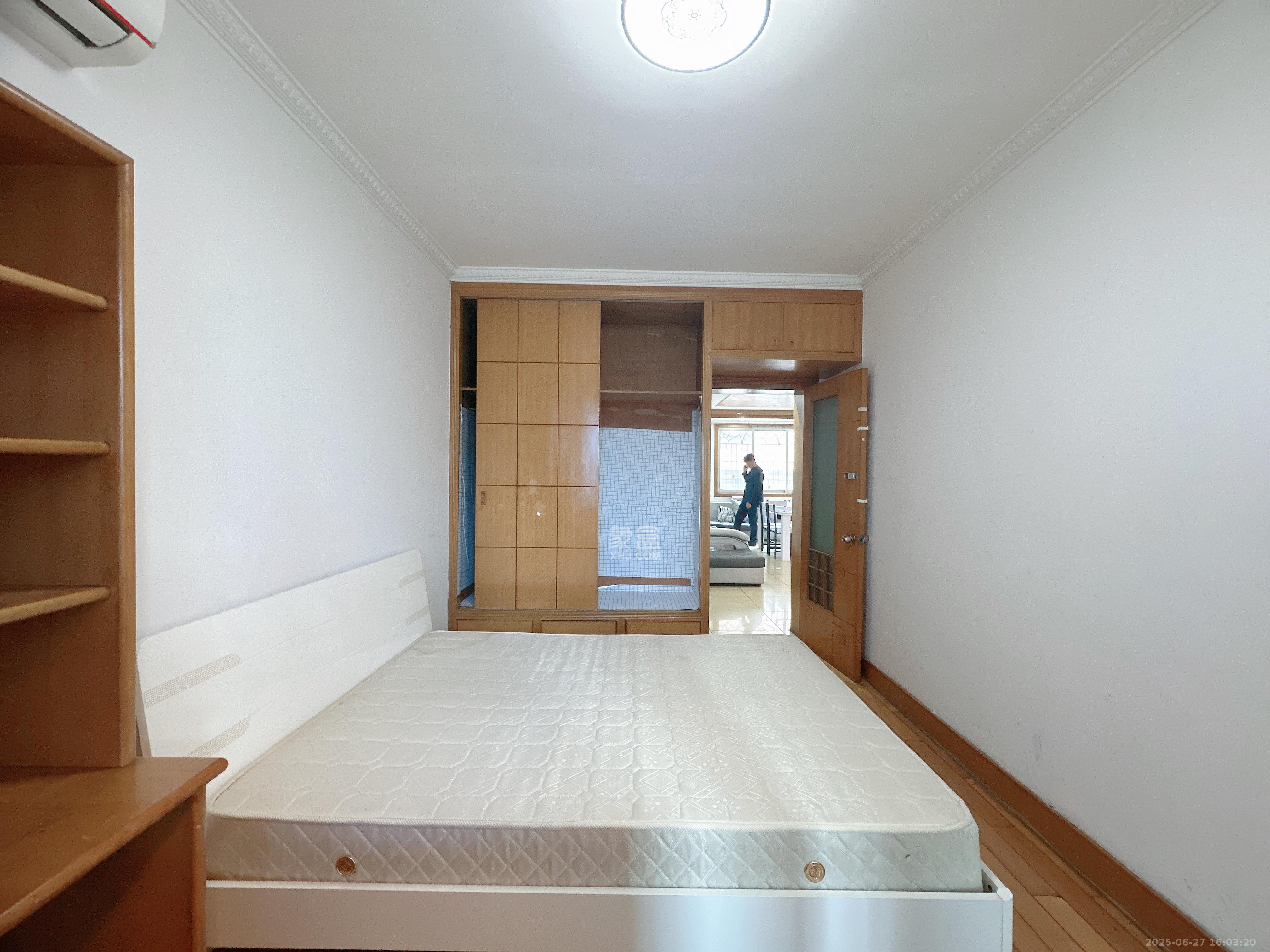 利园小区  3室2厅1卫   2500.00元/月室内图