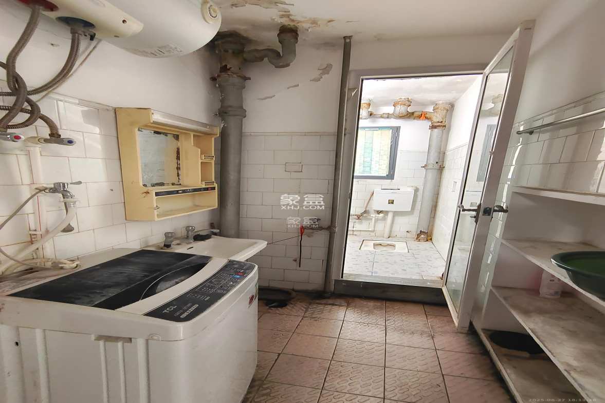 英才园三片  3室2厅1卫    1900.0元/月 英才园三片  3室2厅1卫    1900.0元/月室内图