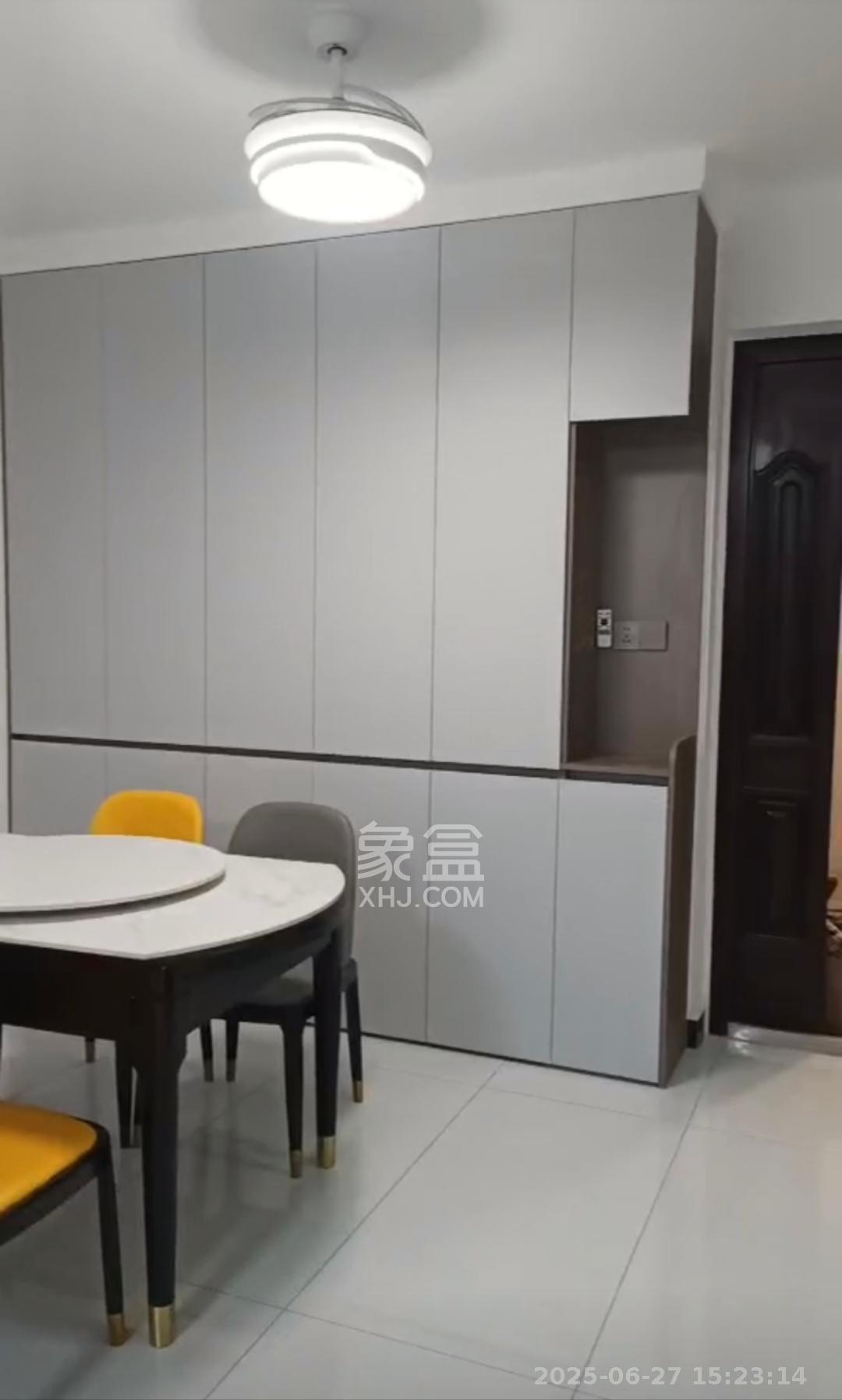 轨道中建麓江府  4室2厅2卫   3200.00元/月室内图