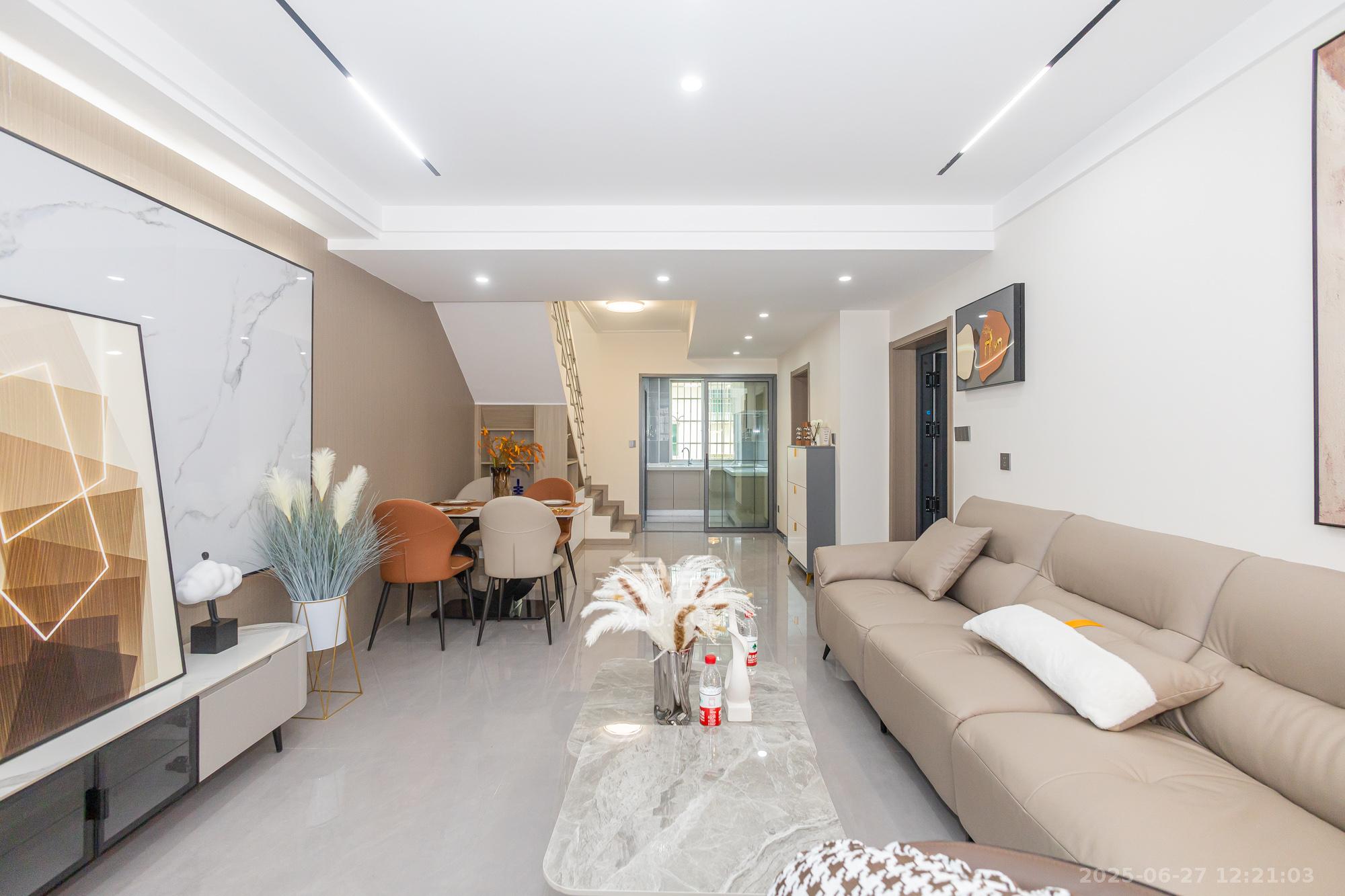 茶叶大市场“山水茗园”  3室2厅2卫    65.0万 茶叶大市场“山水茗园”  3室2厅2卫    65.0万