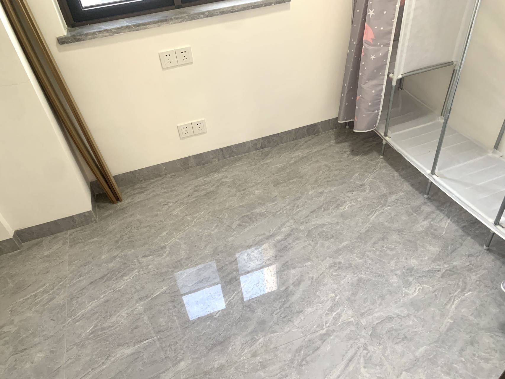 海航豪庭北苑  5室2厅3卫   450.00万室内图
