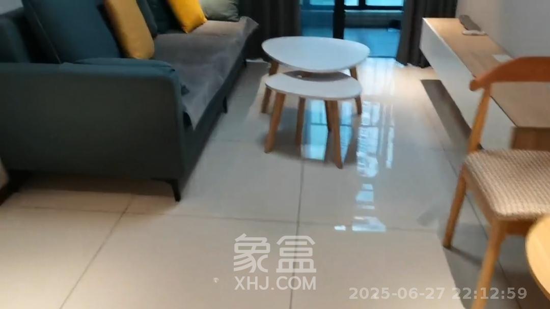 时代年华  3室2厅1卫   1500.00元/月室内图