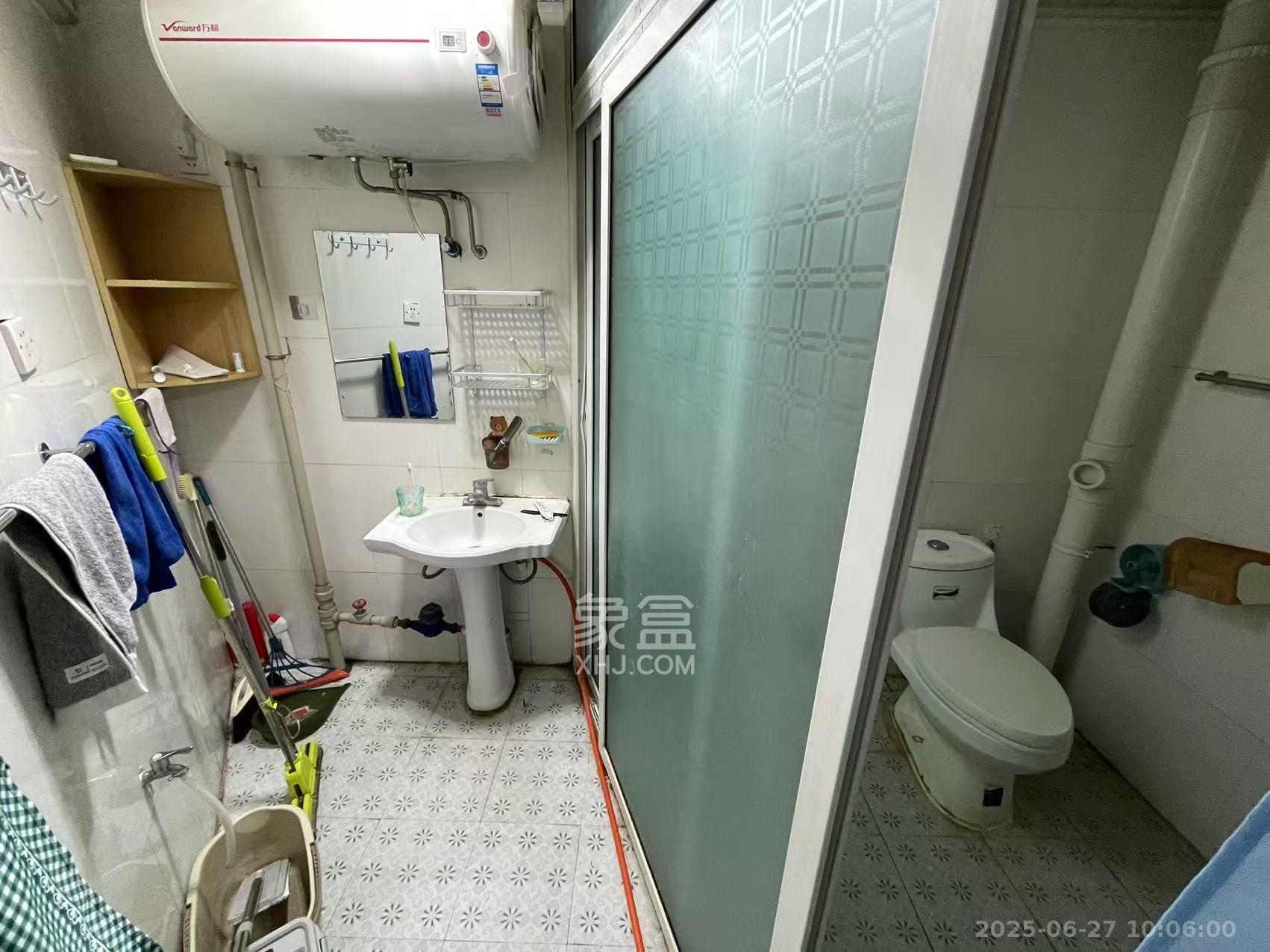 西罗亚大厦  2室1厅1卫    3000.0元/月室内图