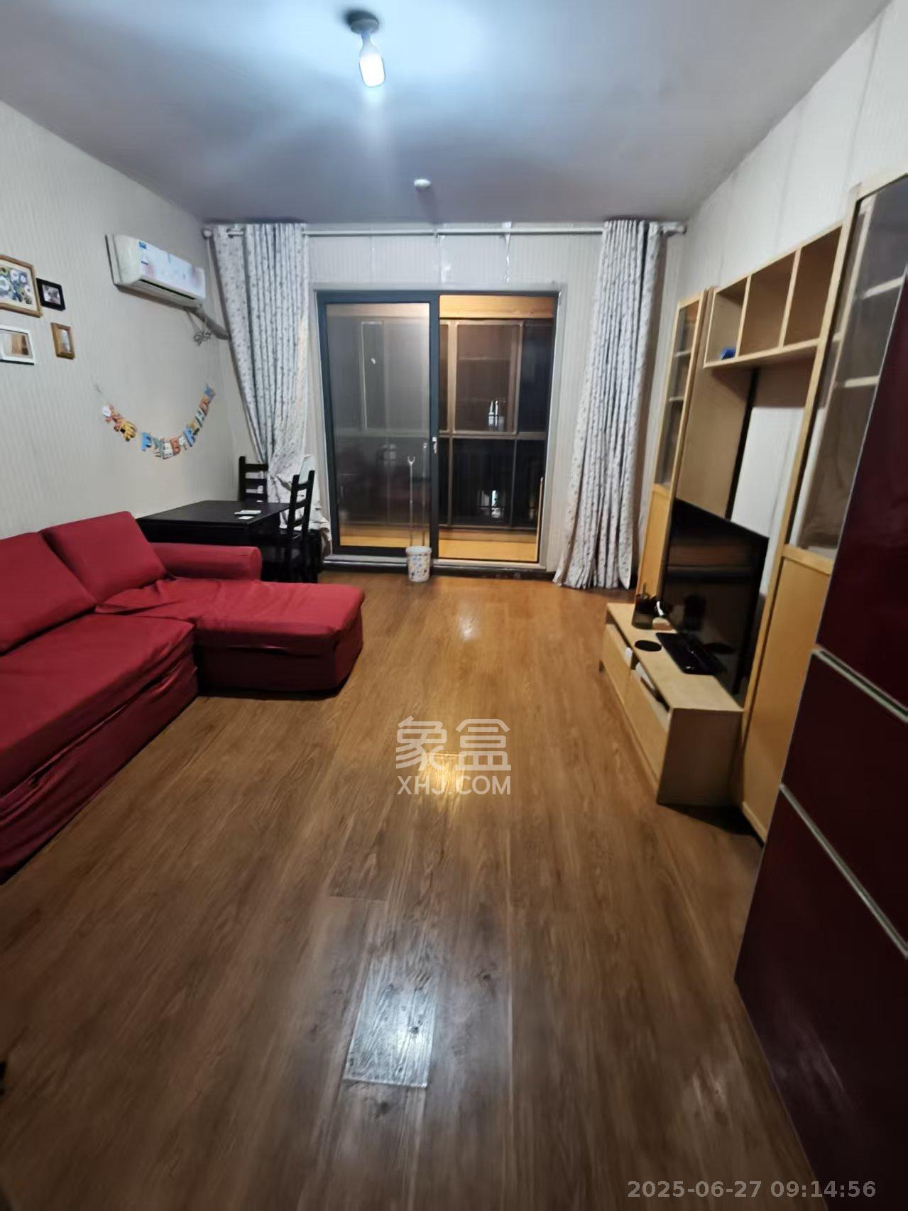 花漾年华(桂花园) 1室1厅1卫 1380.0元/月 花漾年华(桂花园) 1室1厅1卫 1380.0元/月室内图