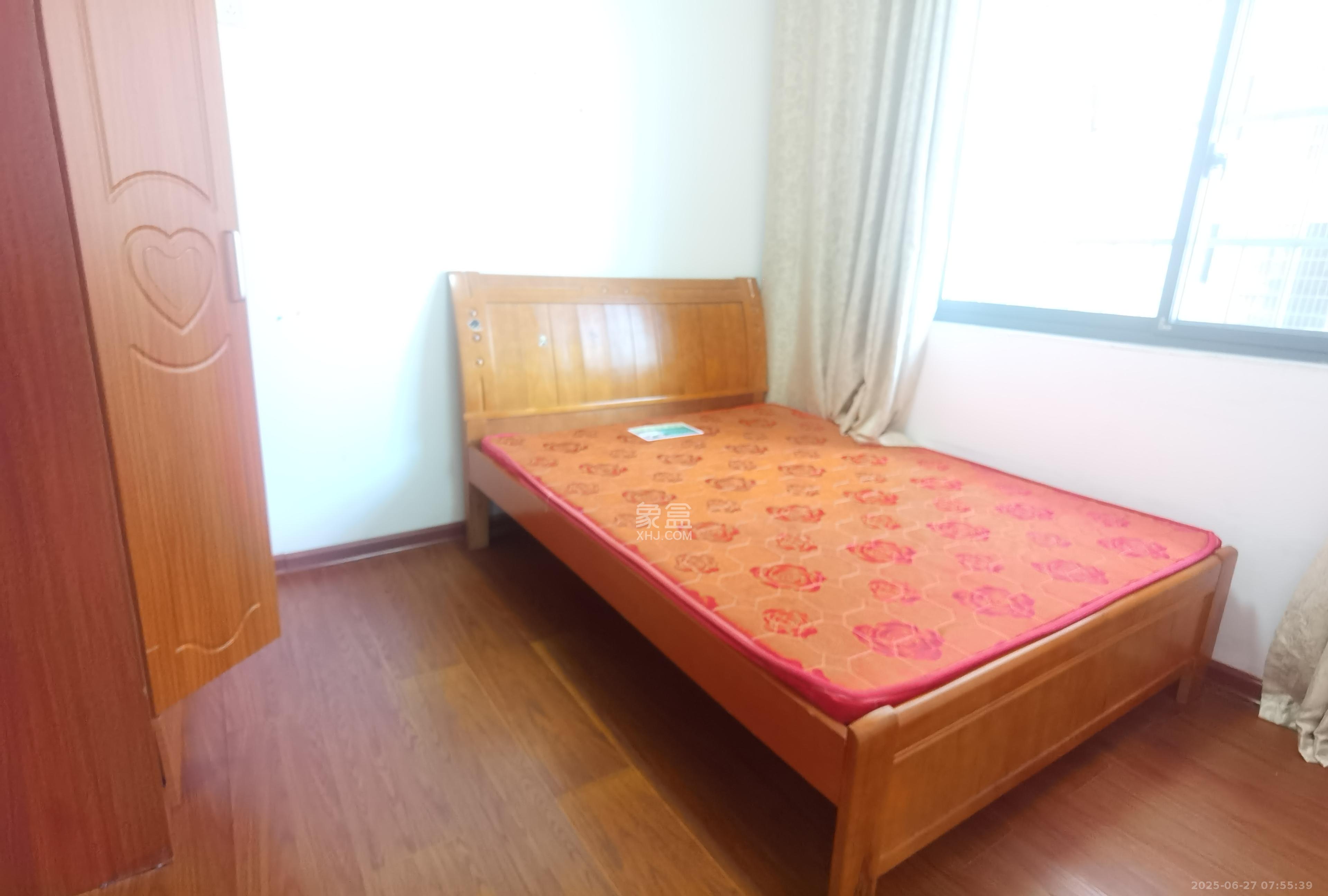 佳美紫郡  3室2厅1卫   1600.00元/月室内图