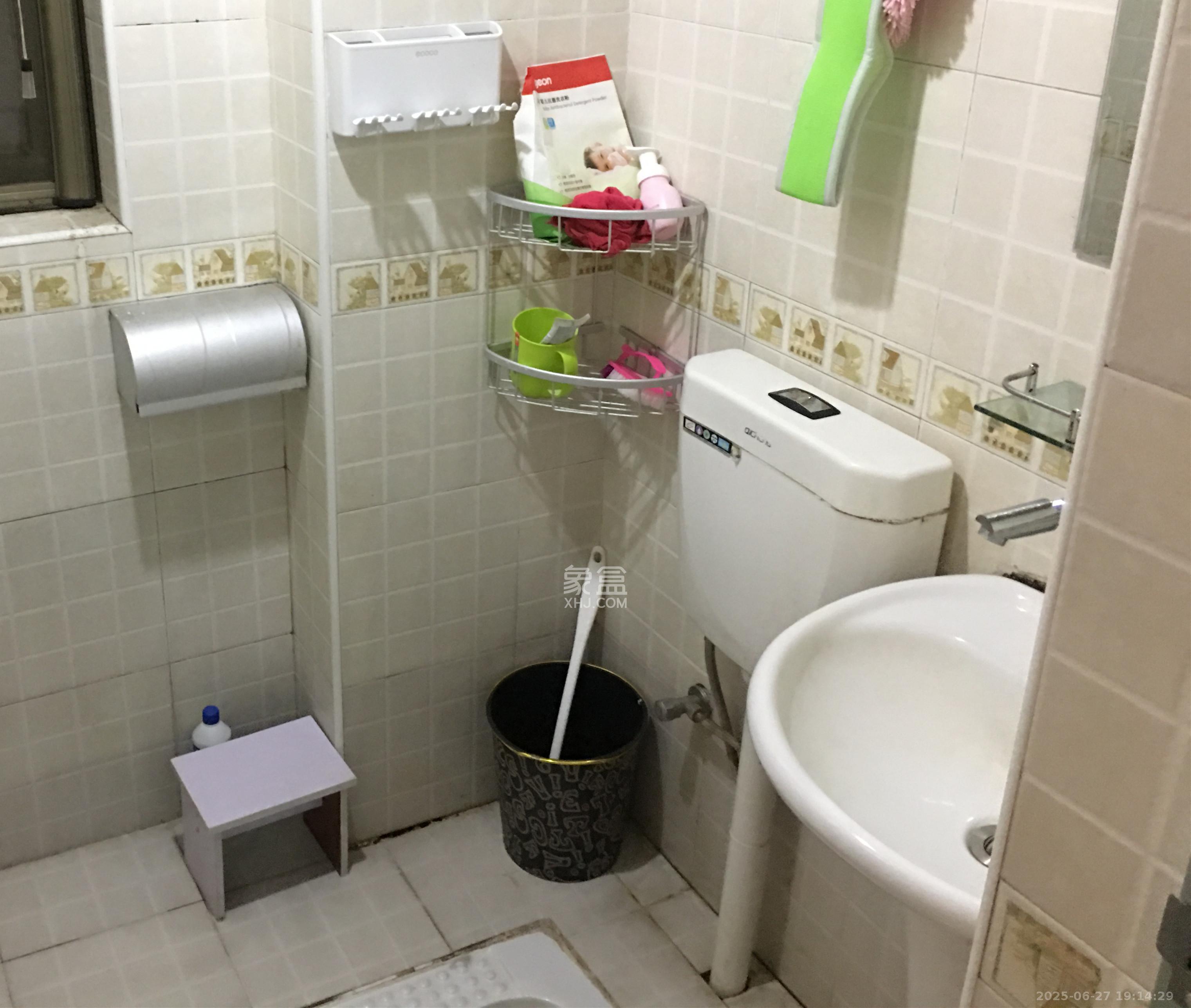 铂宫  2室1厅1卫   2800.00元/月室内图