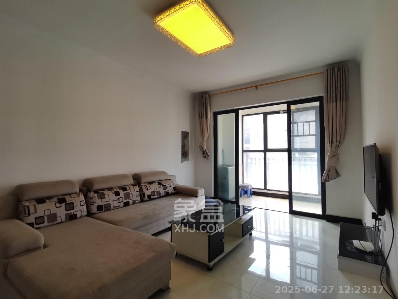 中建芙蓉嘉苑 3室2厅2卫 2200.0元/月 中建芙蓉嘉苑 3室2厅2卫 2200.0元/月室内图