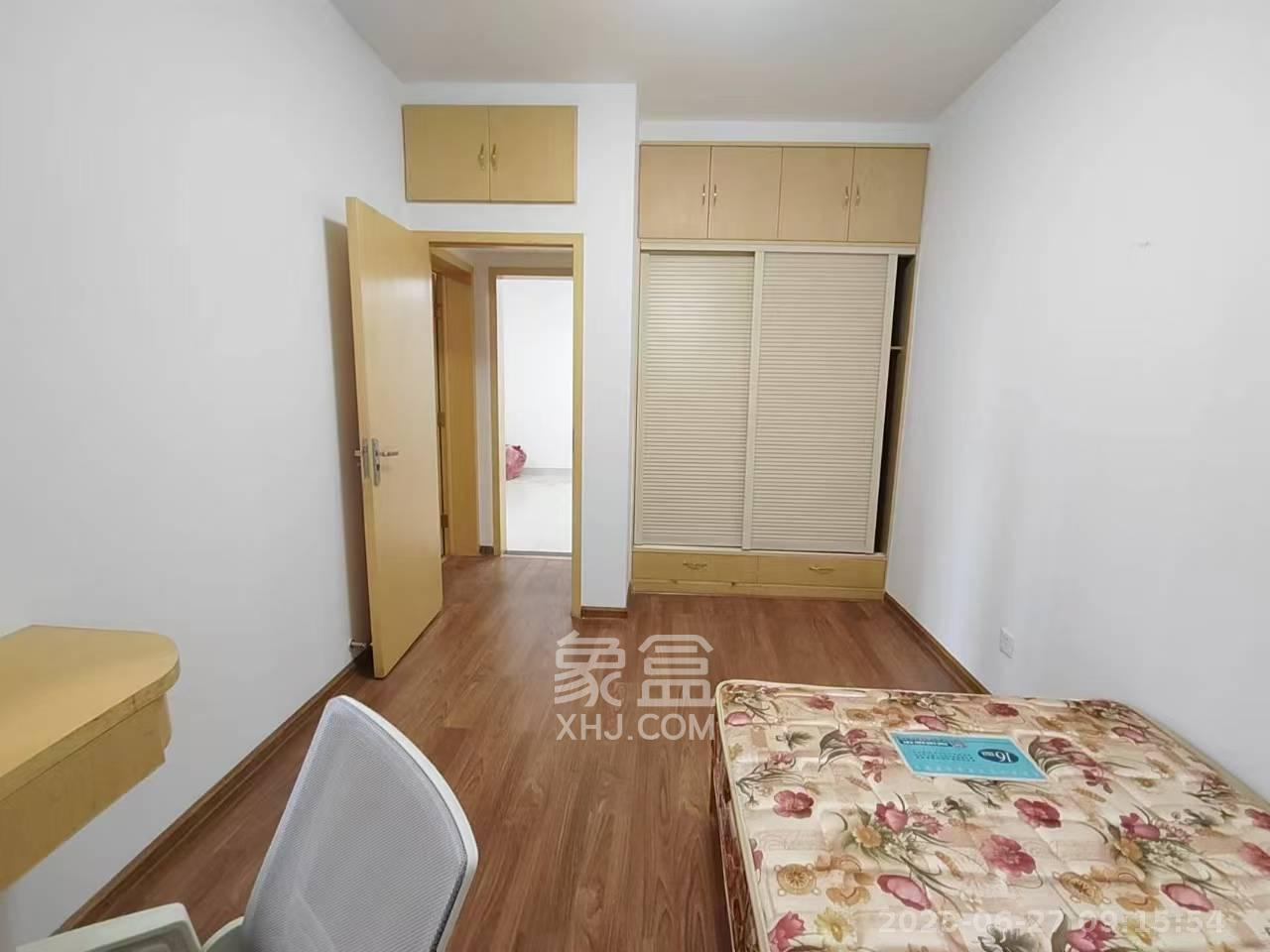 伍家岭生活广场  2室2厅1卫    2200.0元/月 伍家岭生活广场  2室2厅1卫    2200.0元/月室内图