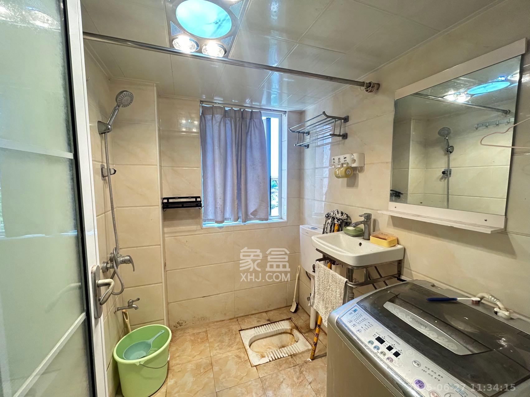 丽发新城  2室2厅1卫   1500.00元/月