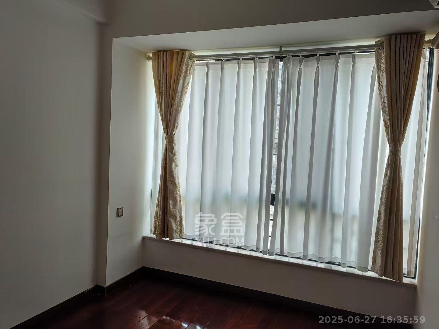 恒基凯旋门一二期 3室2厅1卫 2500.0元/月 恒基凯旋门一二期 3室2厅1卫 2500.0元/月室内图