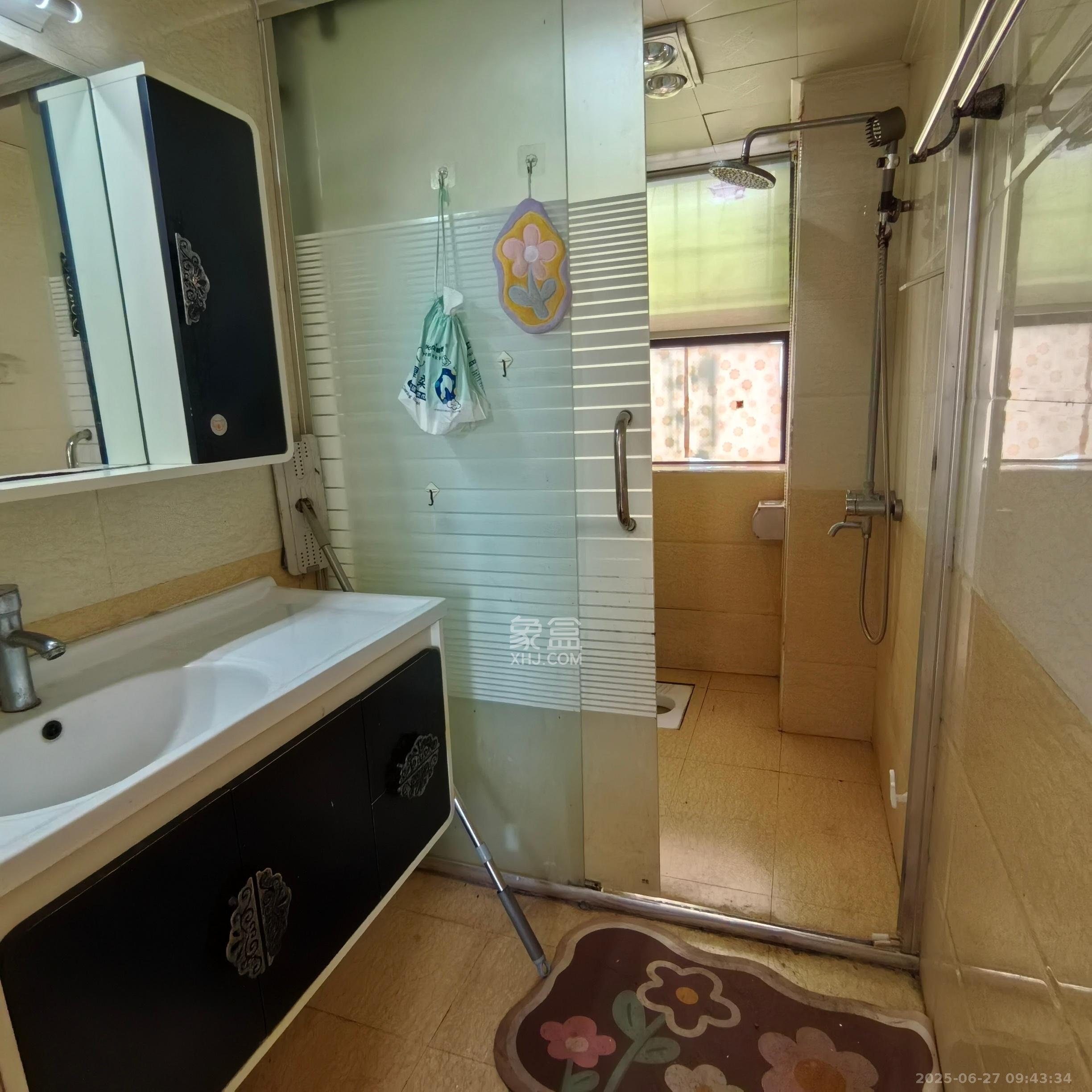 莱茵城  1室1厅1卫    2100.0元/月户型图