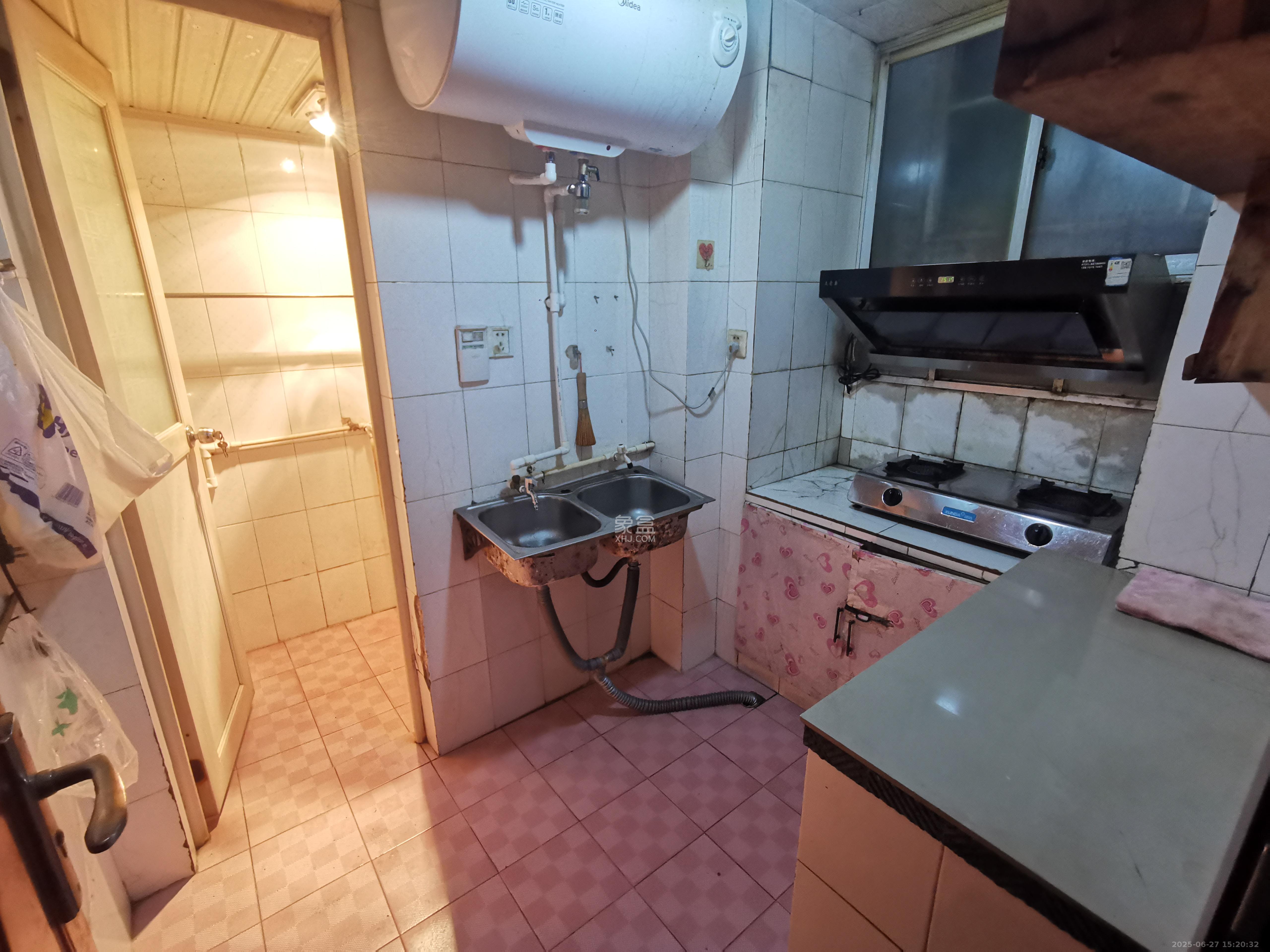 小古道巷散盘 1室1厅1卫 1700.0元/月 小古道巷散盘 1室1厅1卫 1700.0元/月室内图