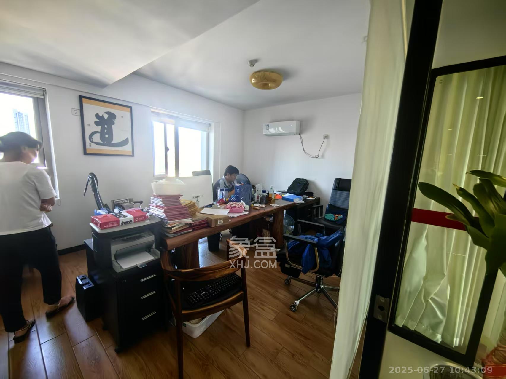 潮宗御苑  4室2厅2卫    7800.0元/月室内图