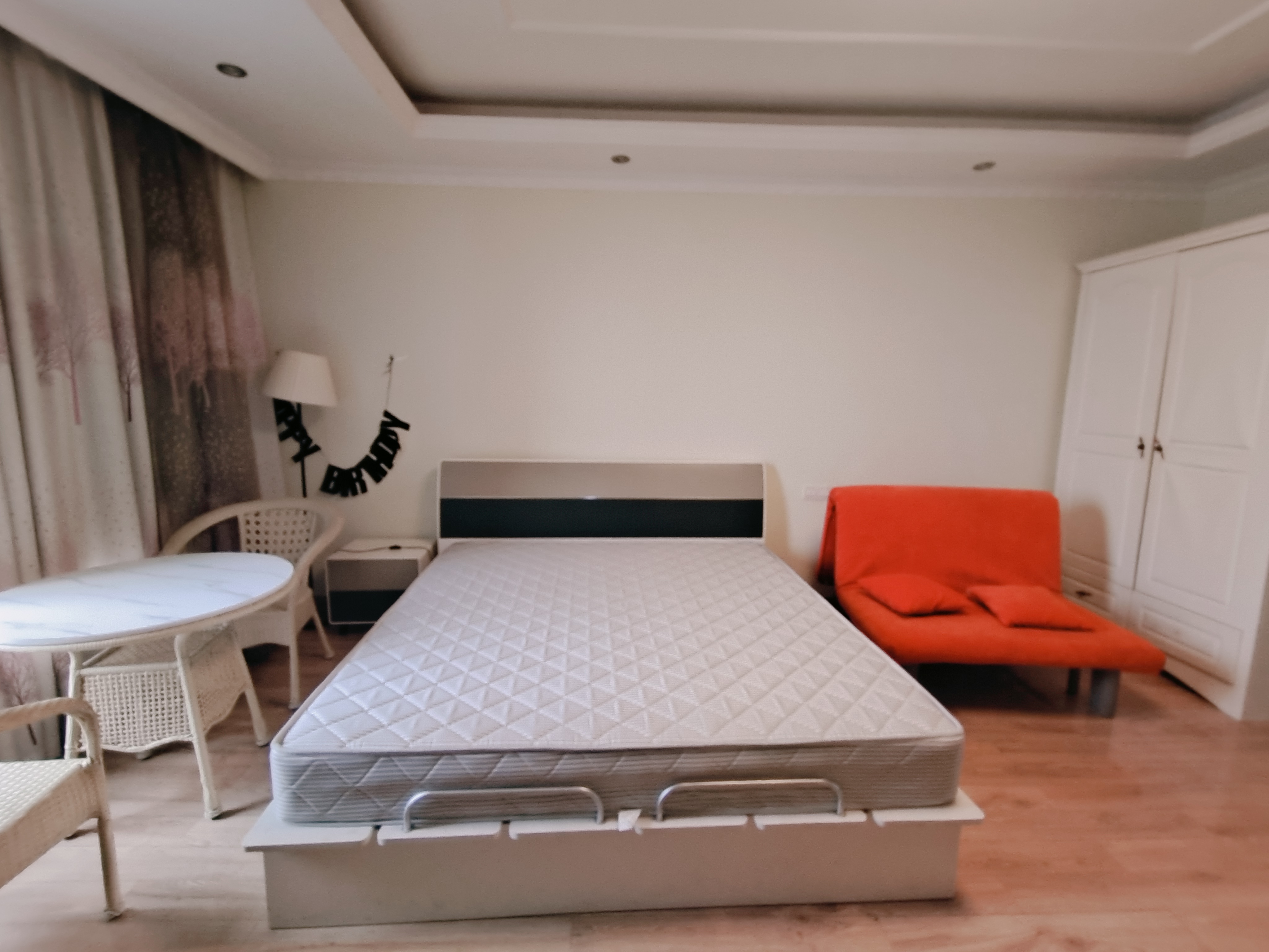 世纪阳光大厦公寓楼 1室1厅1卫 800.0元/月 世纪阳光大厦公寓楼 1室1厅1卫 800.0元/月室内图