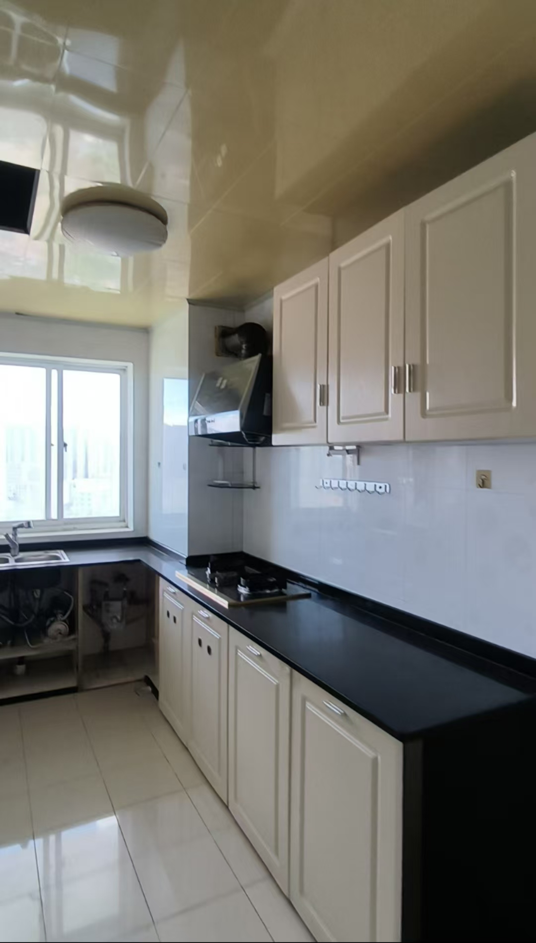 海市盛楼 2室2厅1卫 2300.0元/月 海市盛楼 2室2厅1卫 2300.0元/月室内图