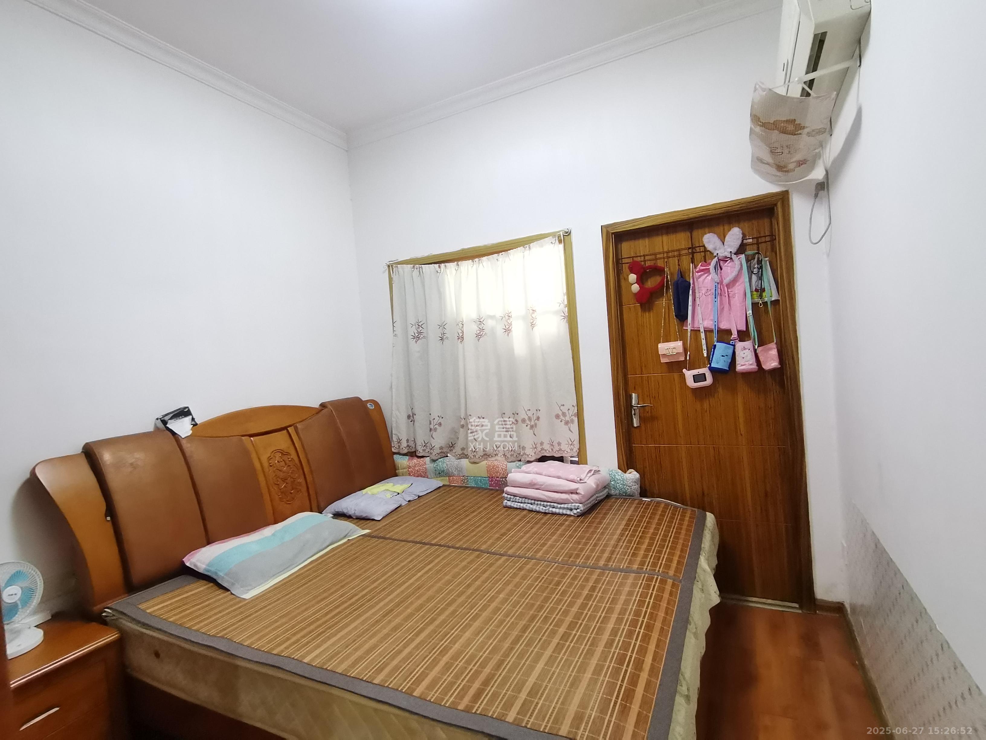 昊天大厦  3室2厅1卫   3000.00元/月室内图